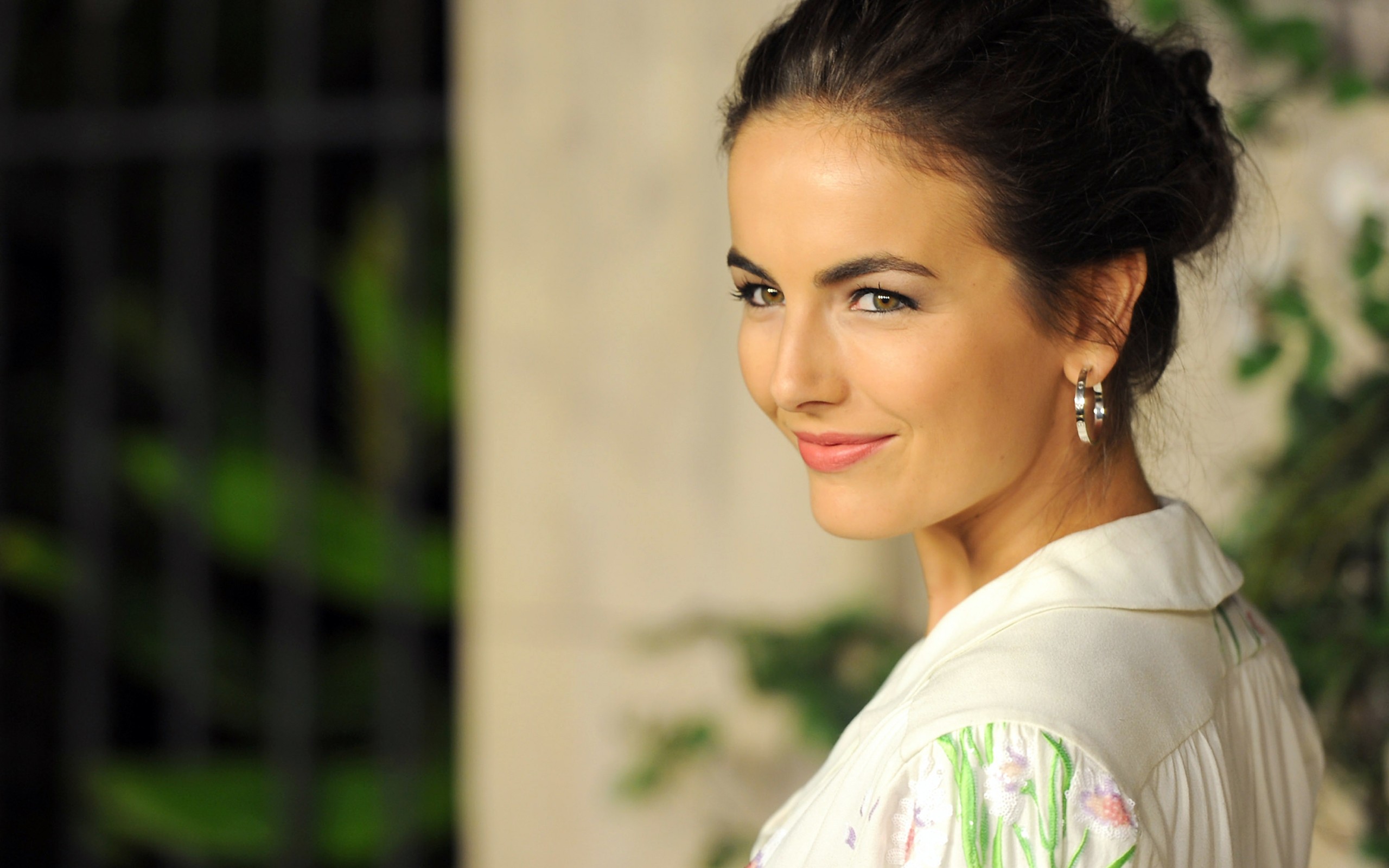 Wallpapers Camilla Belle celebrities girls on the desktop