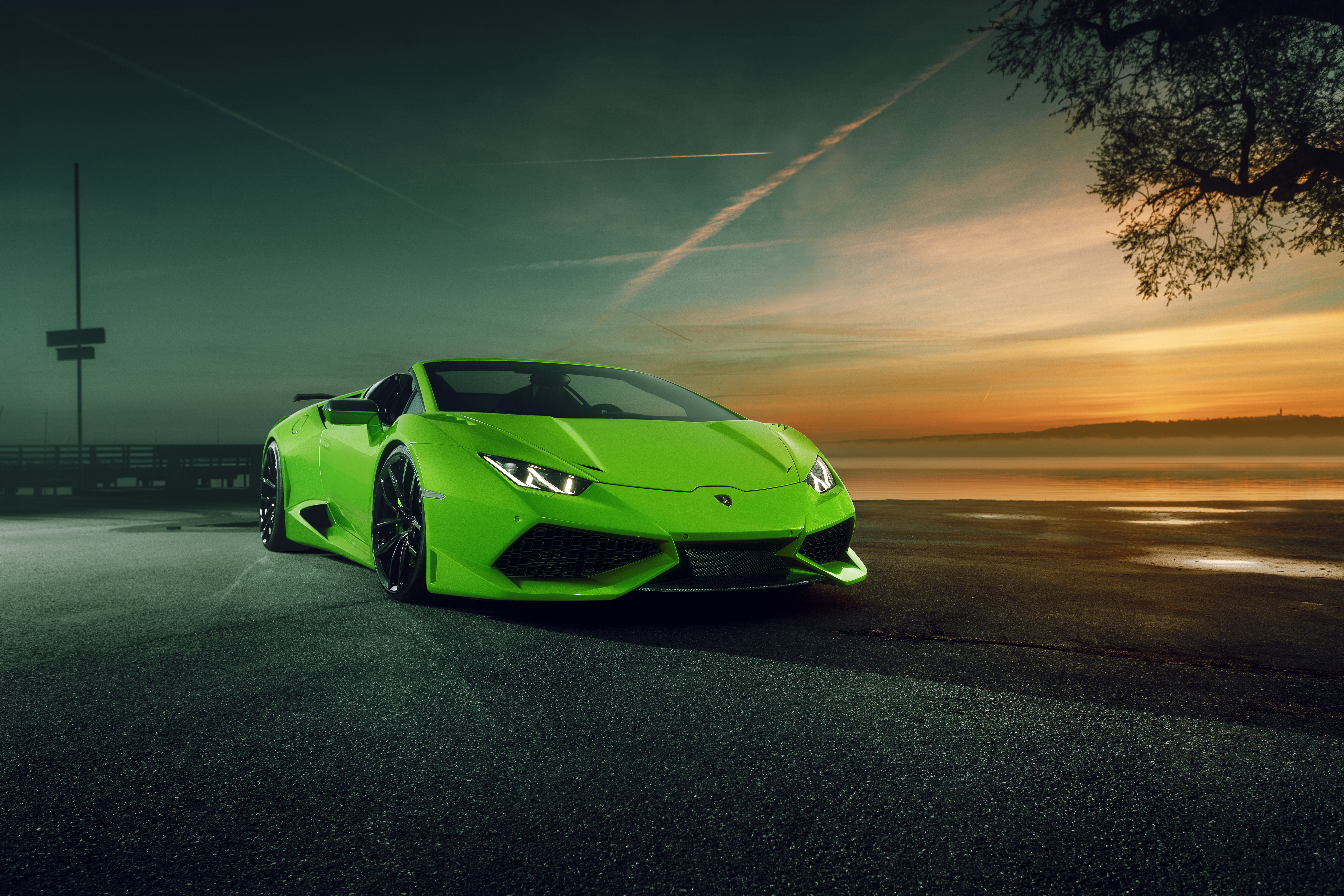 Обои Lamborghini Huracan зеленый ночь на рабочий стол