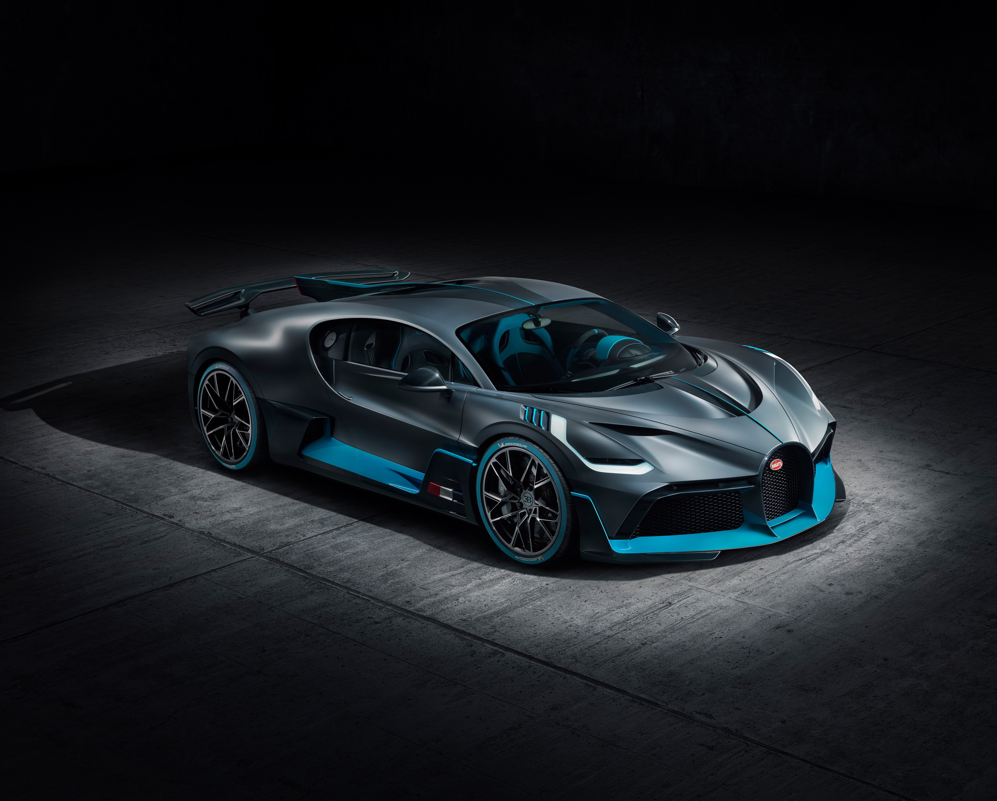 Wallpapers Bugatti Divo cars 2018 cars on the desktop