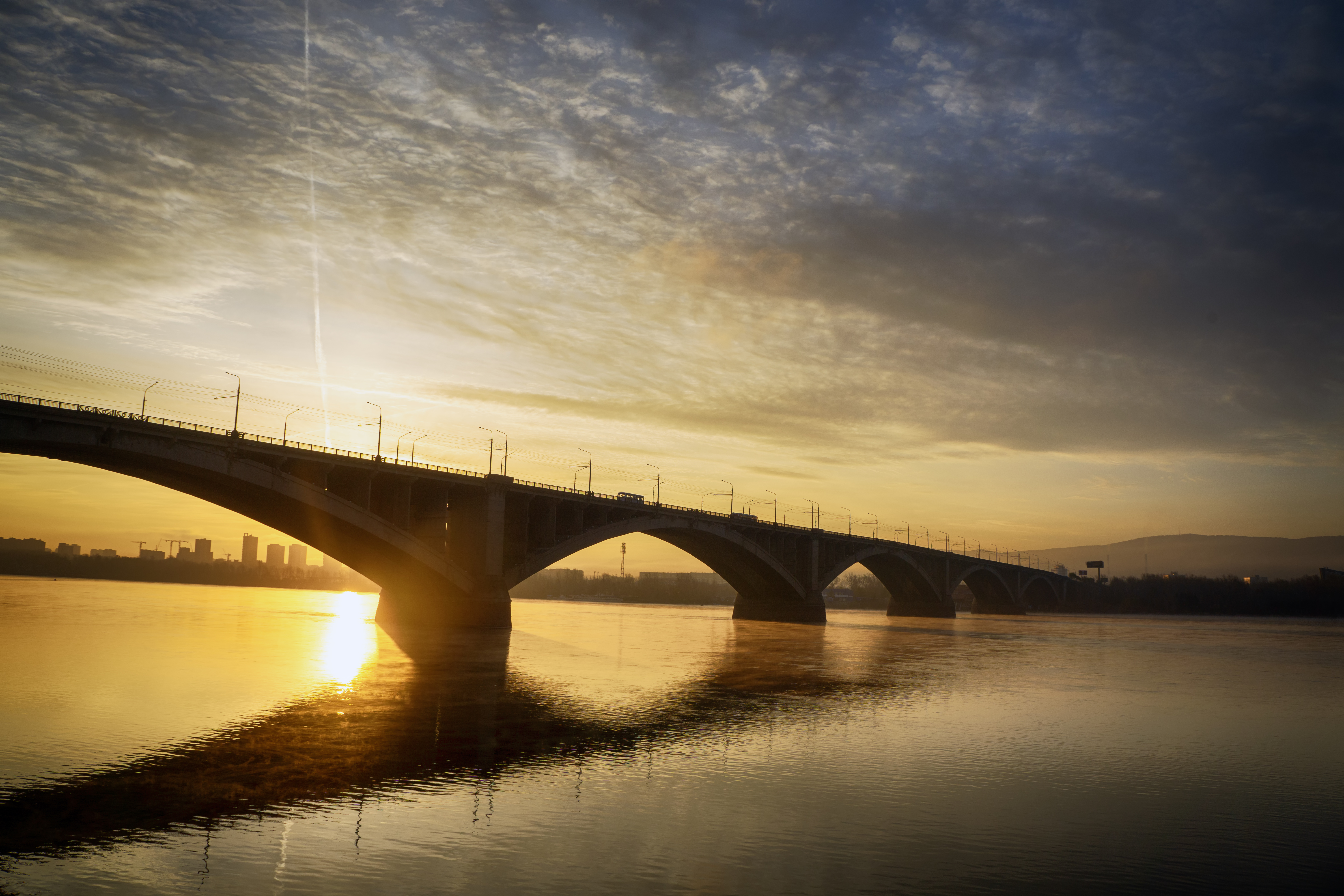The bridge at dawn