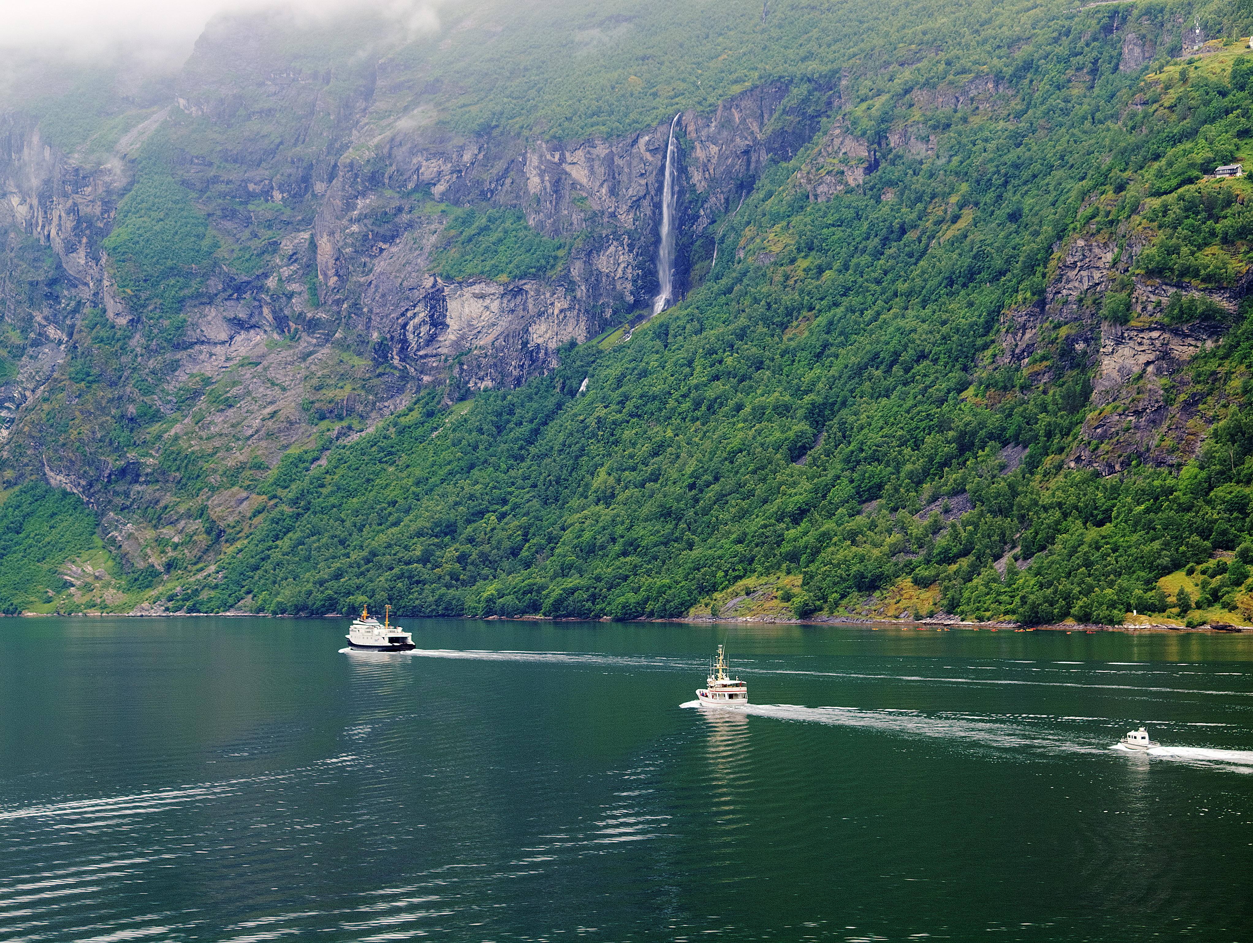 Wallpapers Geiranger landscape mountains on the desktop