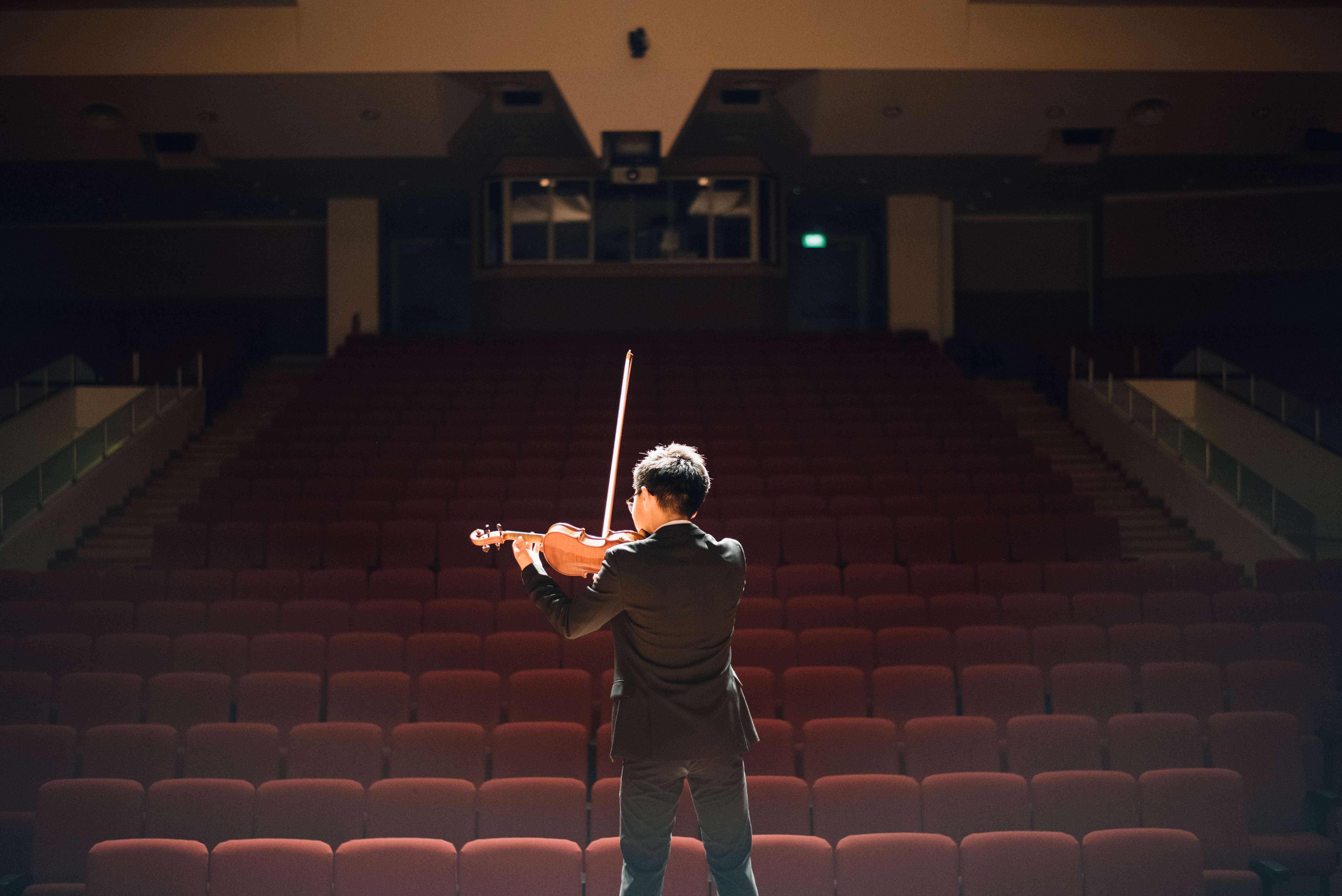 Wallpapers person music concert on the desktop