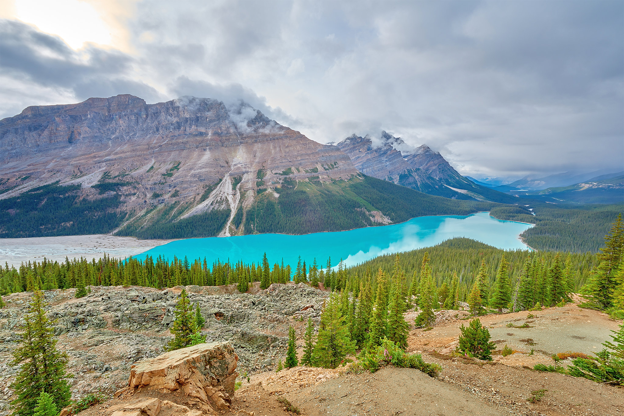 Обои Peyto Lake Canada Banff National Park in the Canadian Rockies на рабочий стол