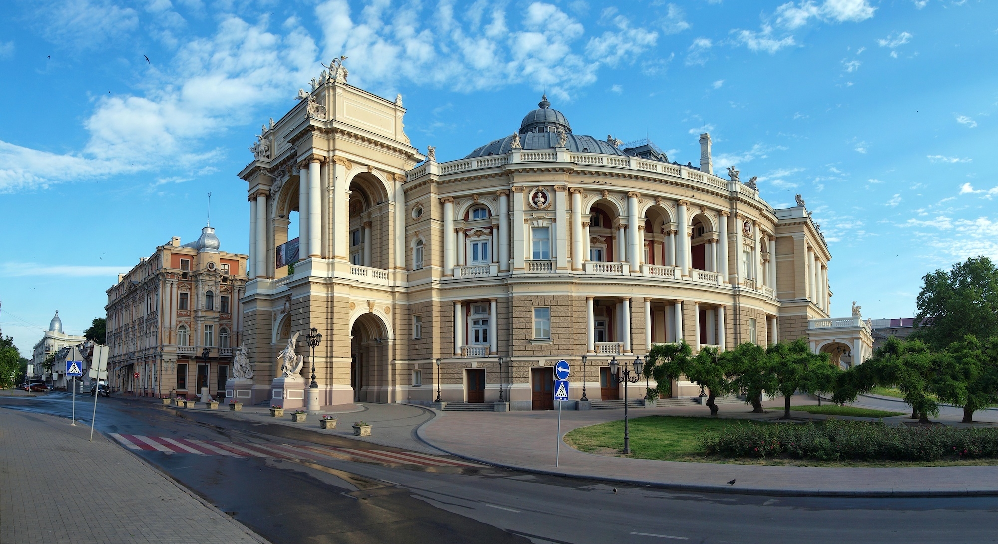 Wallpapers Ukraine architecture buildings on the desktop