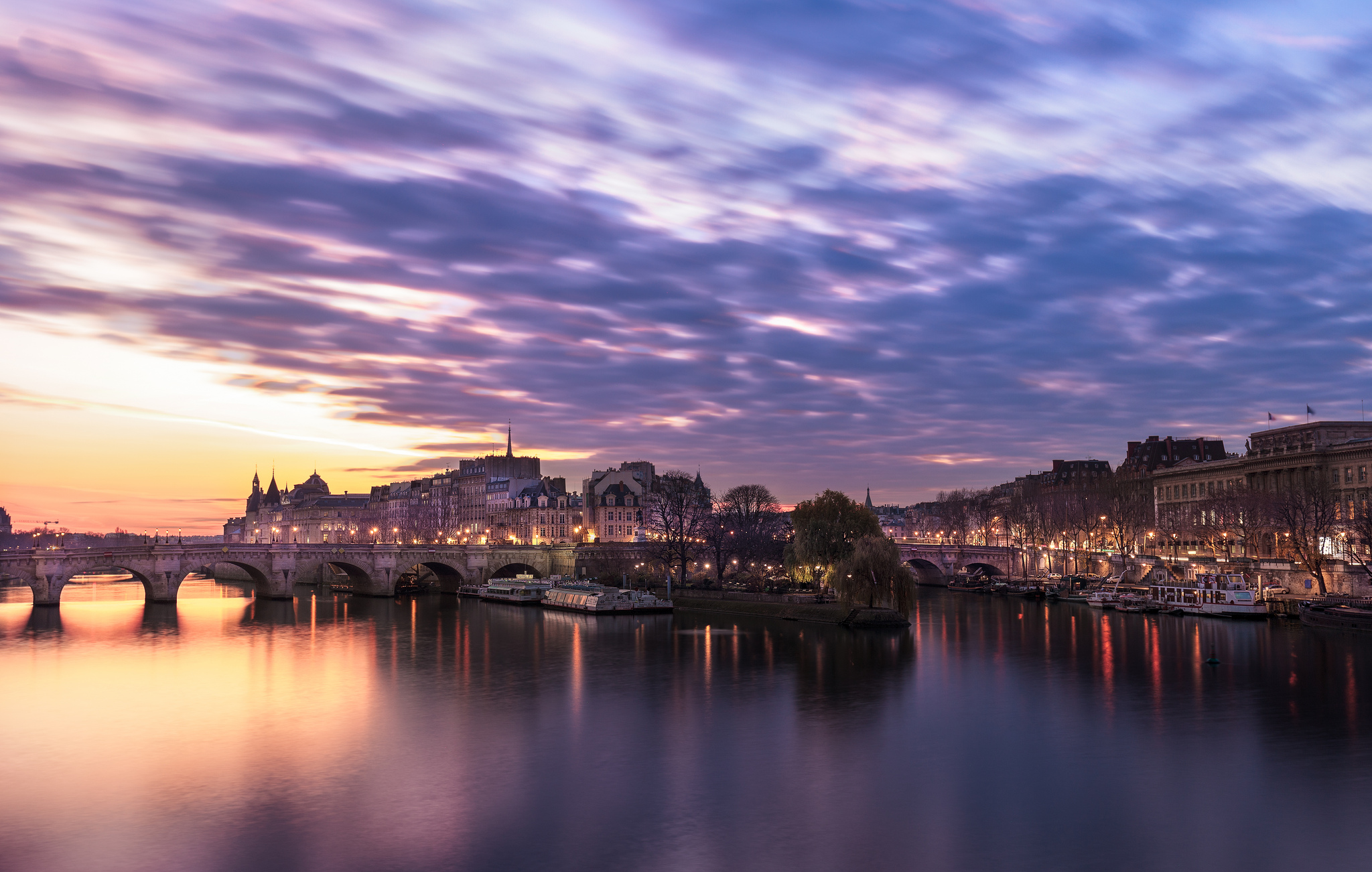 Wallpapers Paris sunrise Ile-de-La-Cit France Seine River on the desktop