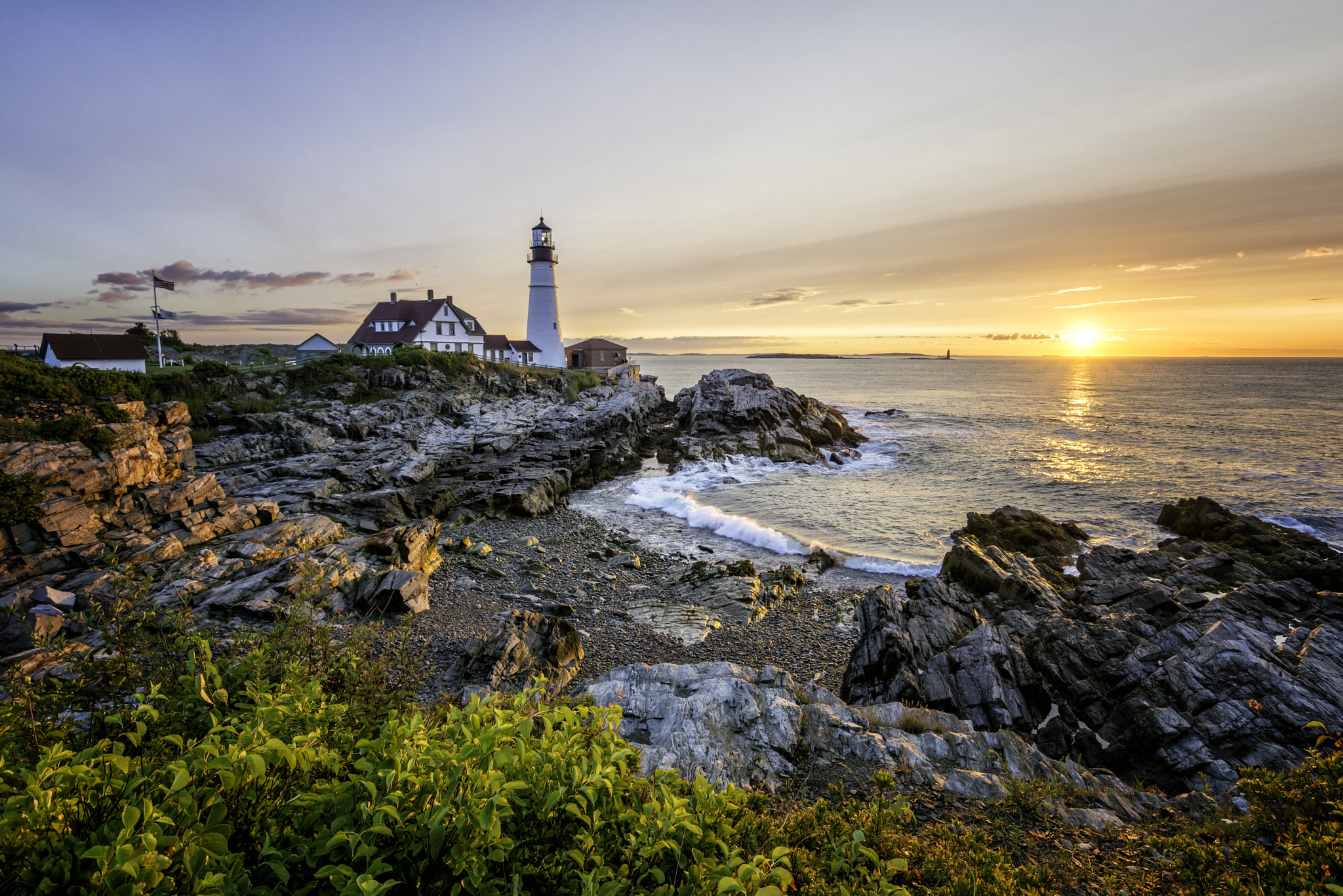 Обои Portland Head Lighthouse Cape Elizabeth Maine закат на рабочий стол