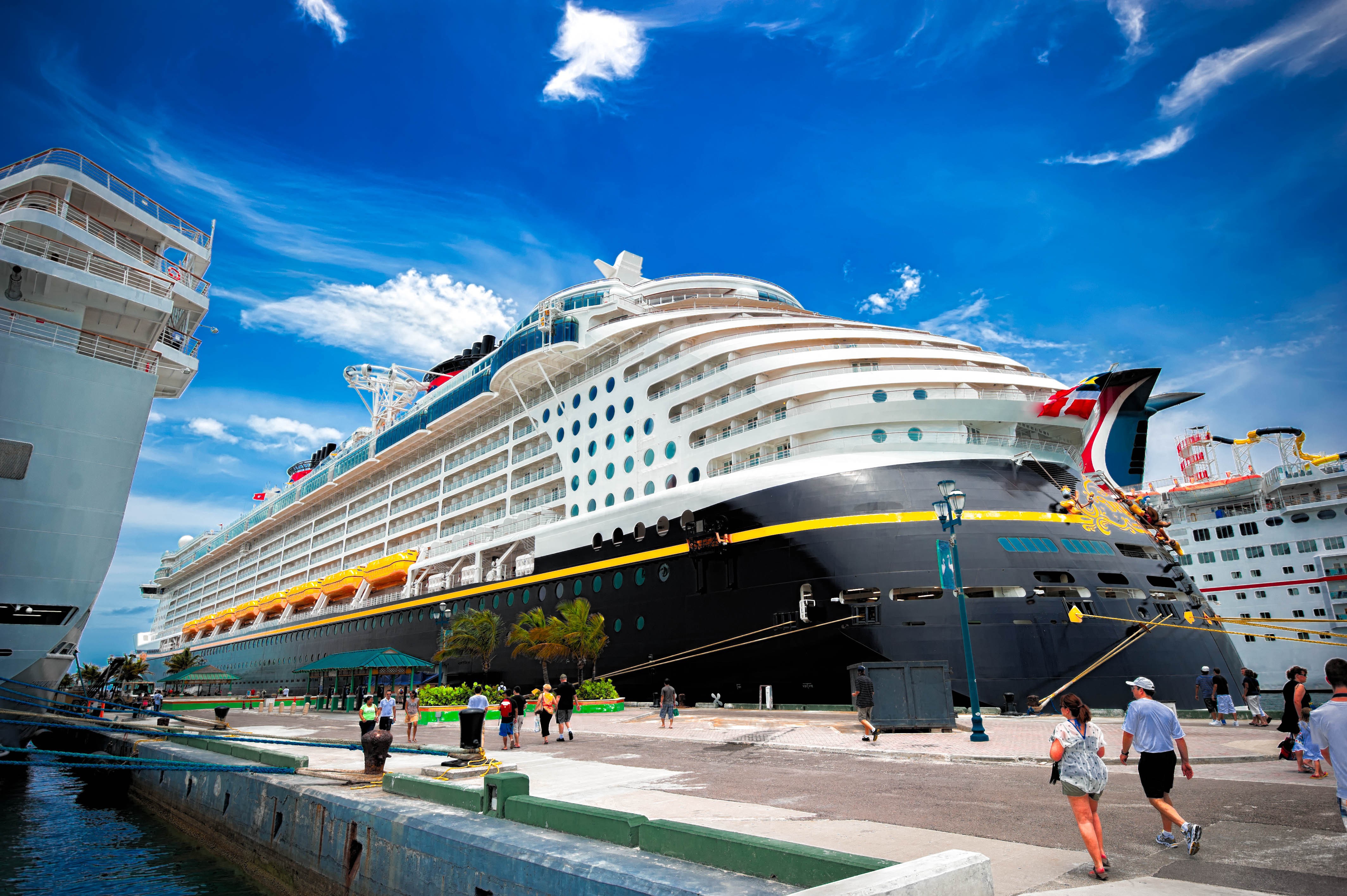 Free photo A large cruise ship stands at the pier