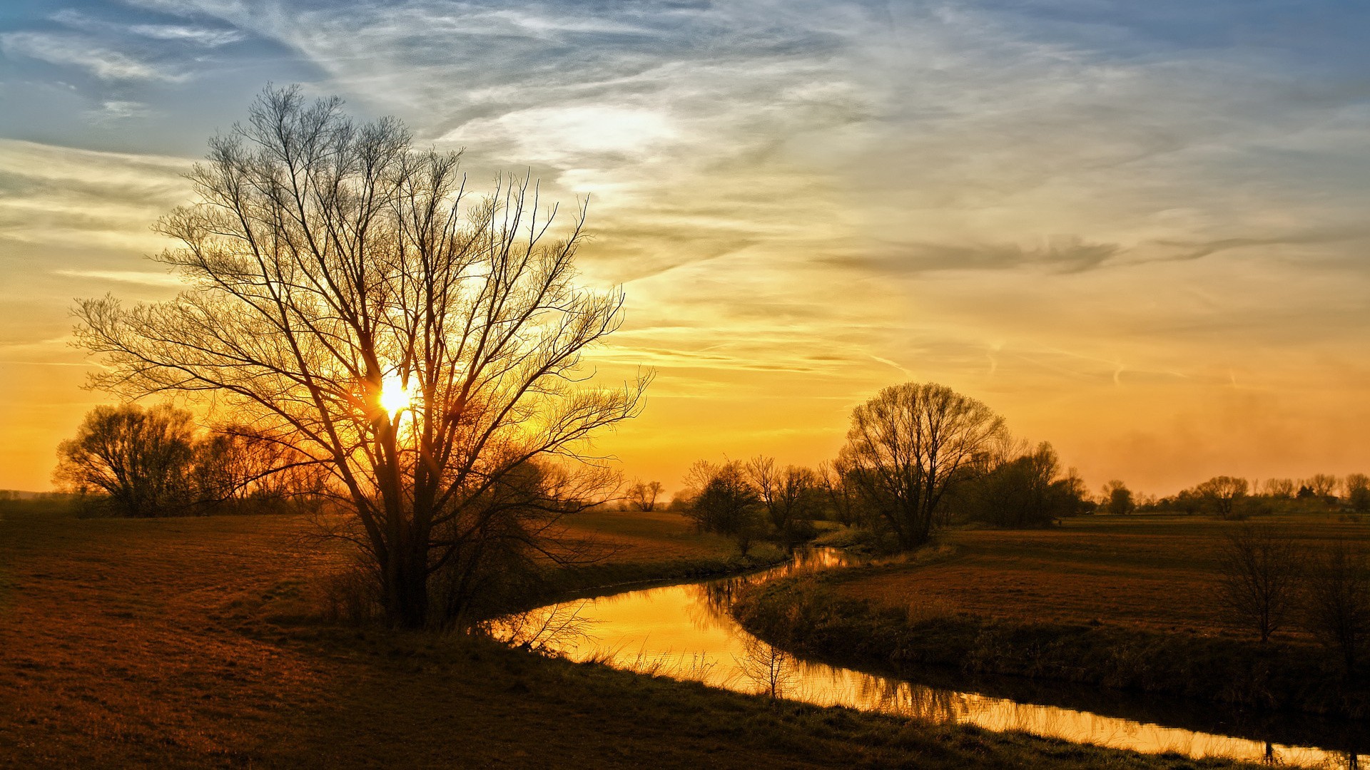 Wallpapers landscape rural areas cloud on the desktop