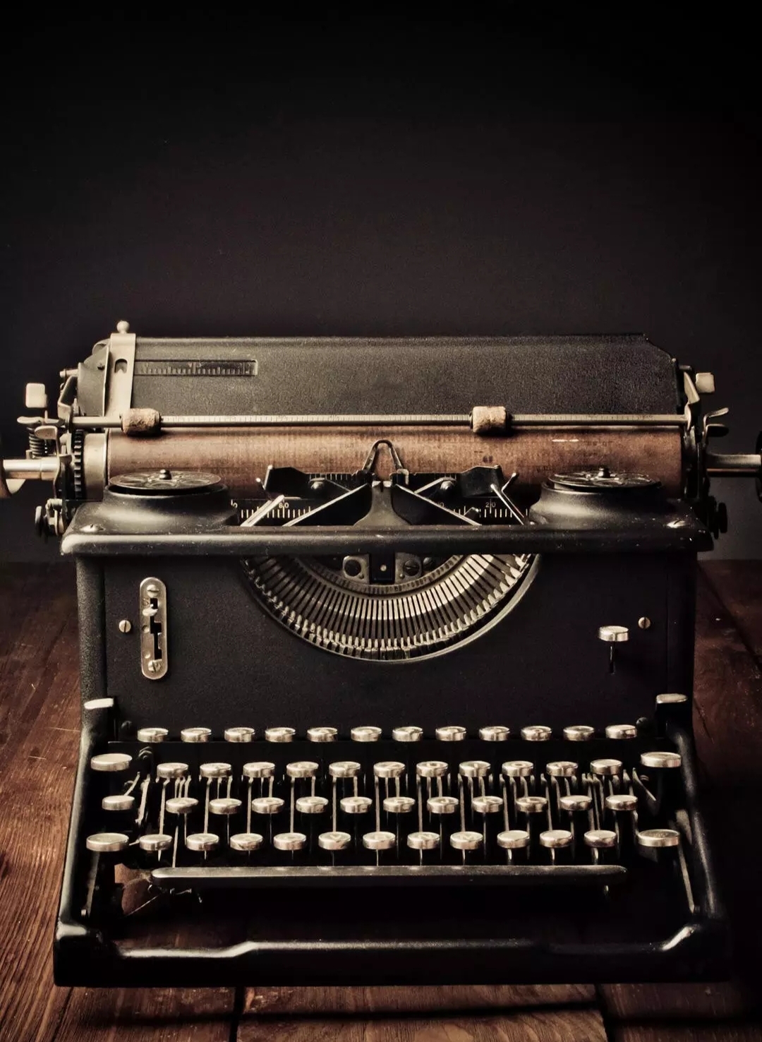 Бесплатное фото Винтажная пишущая машинка