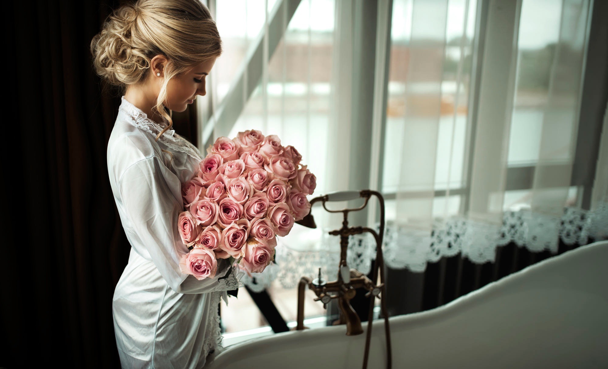 Wallpapers flowers females model on the desktop