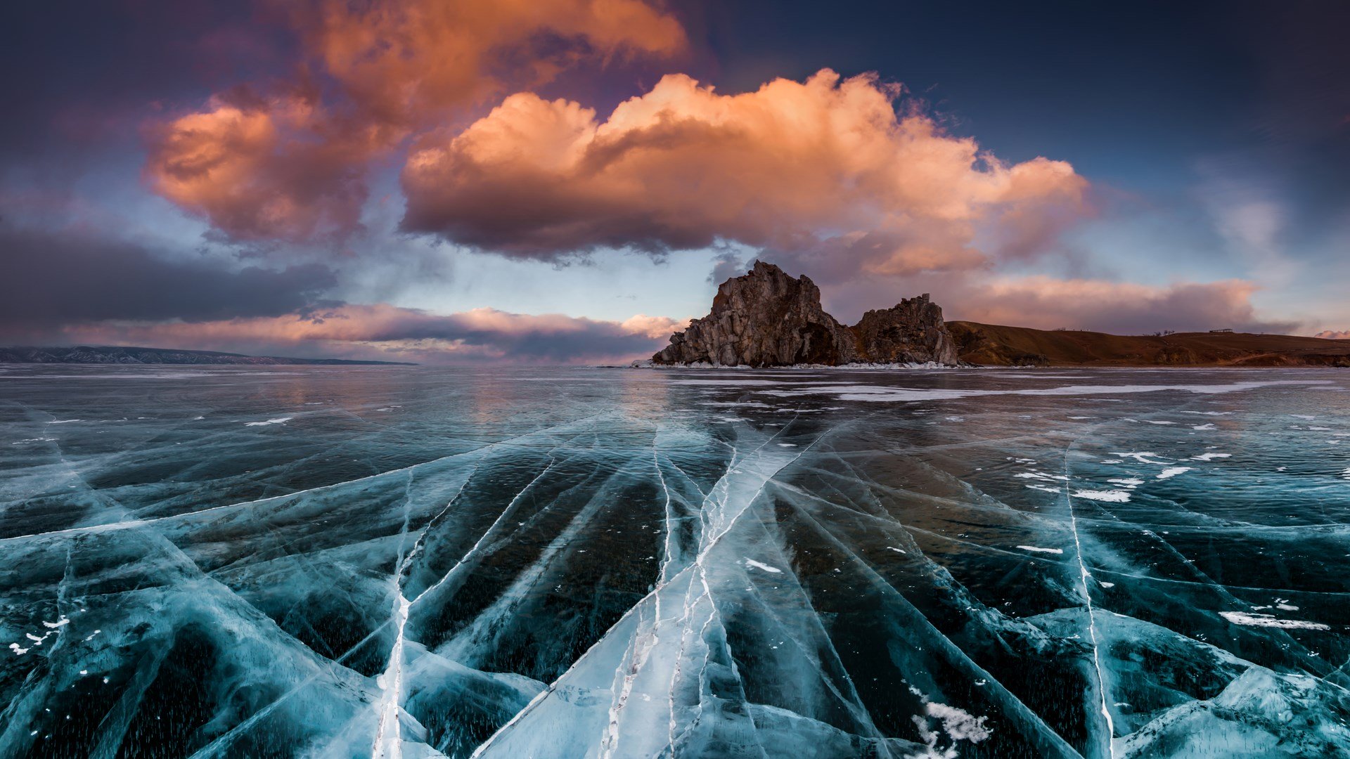 Free photo Ice on Baikal