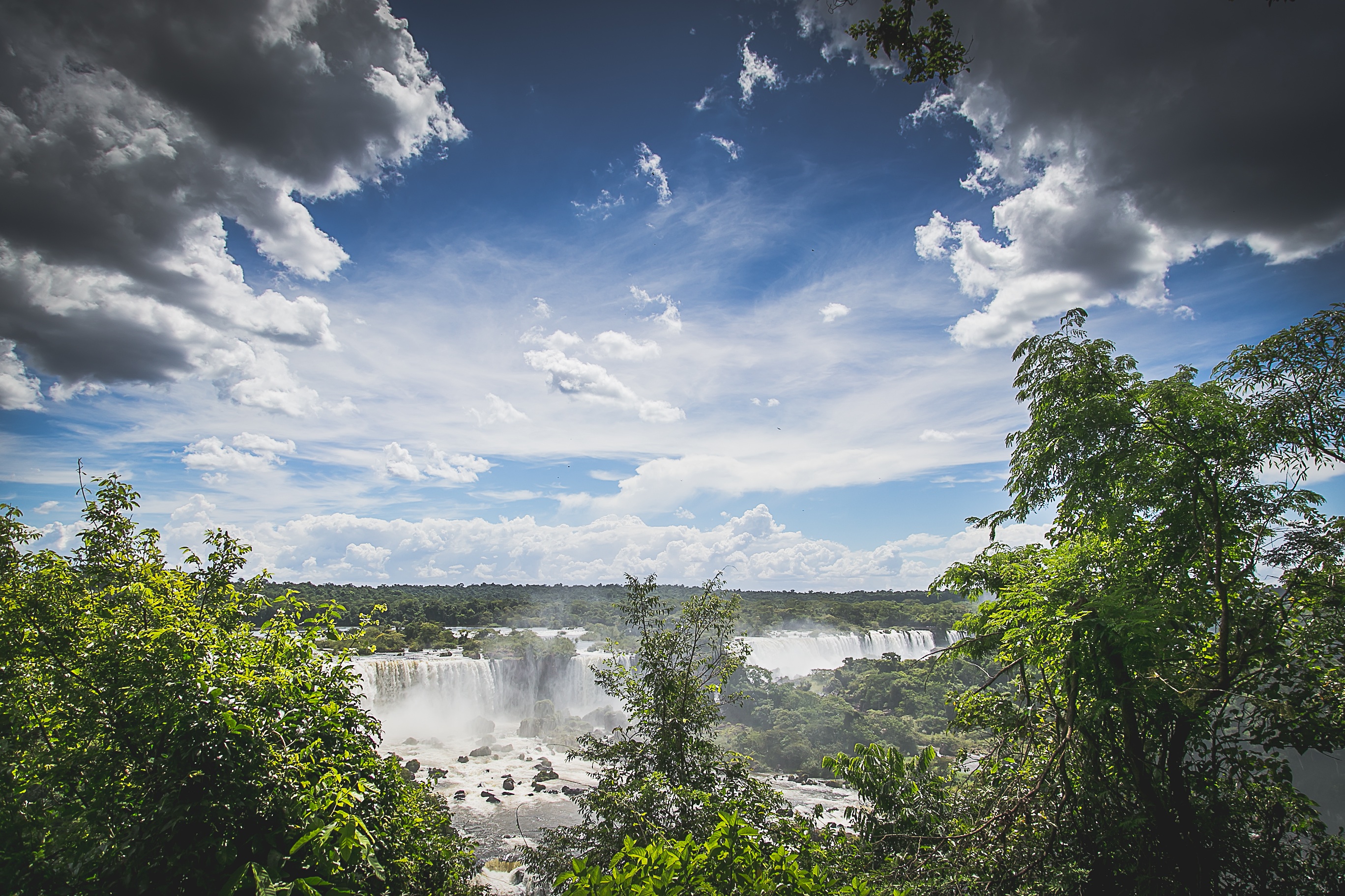 Free photo Large waterfall