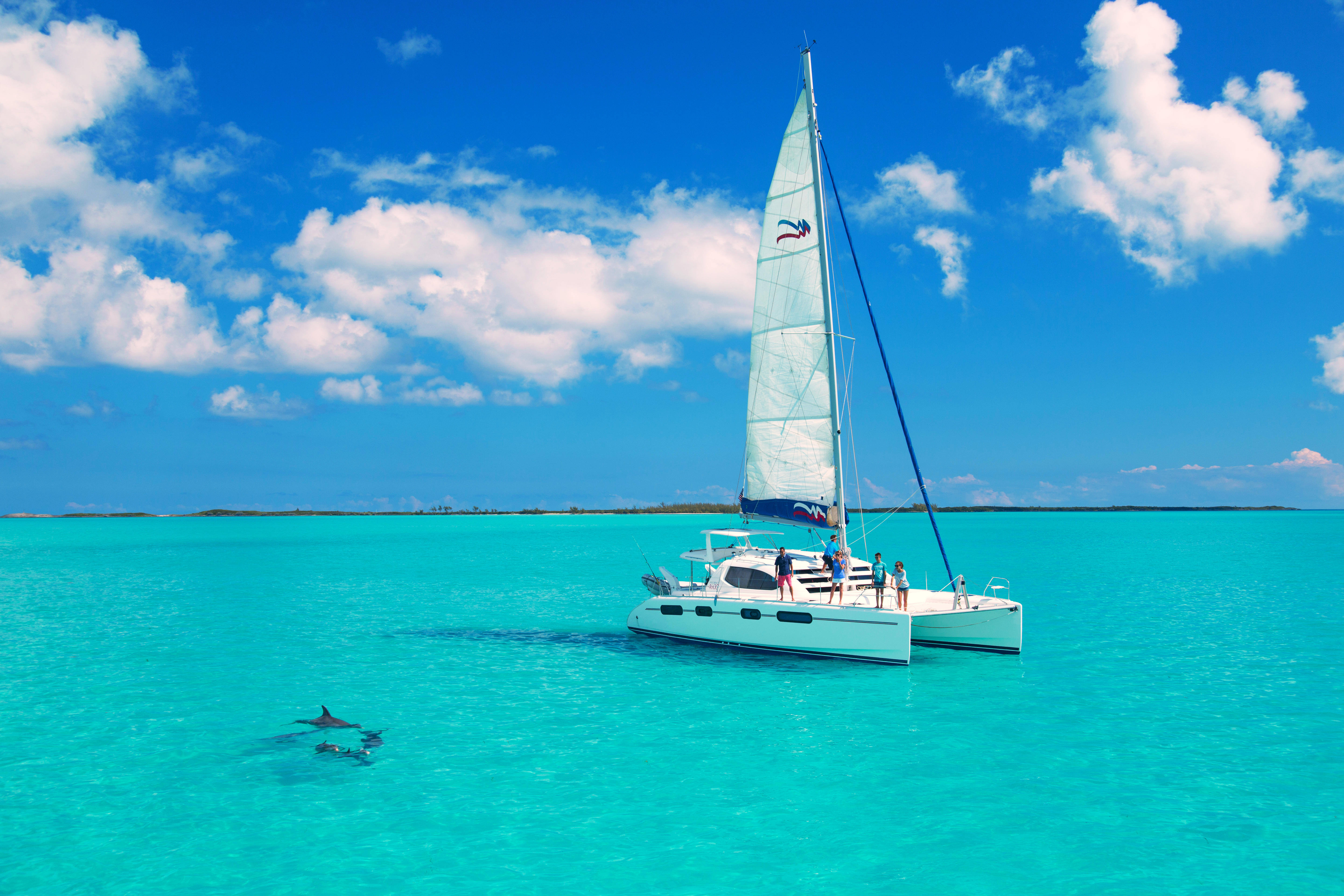 Free photo Picture the surroundings, yacht on the desktop