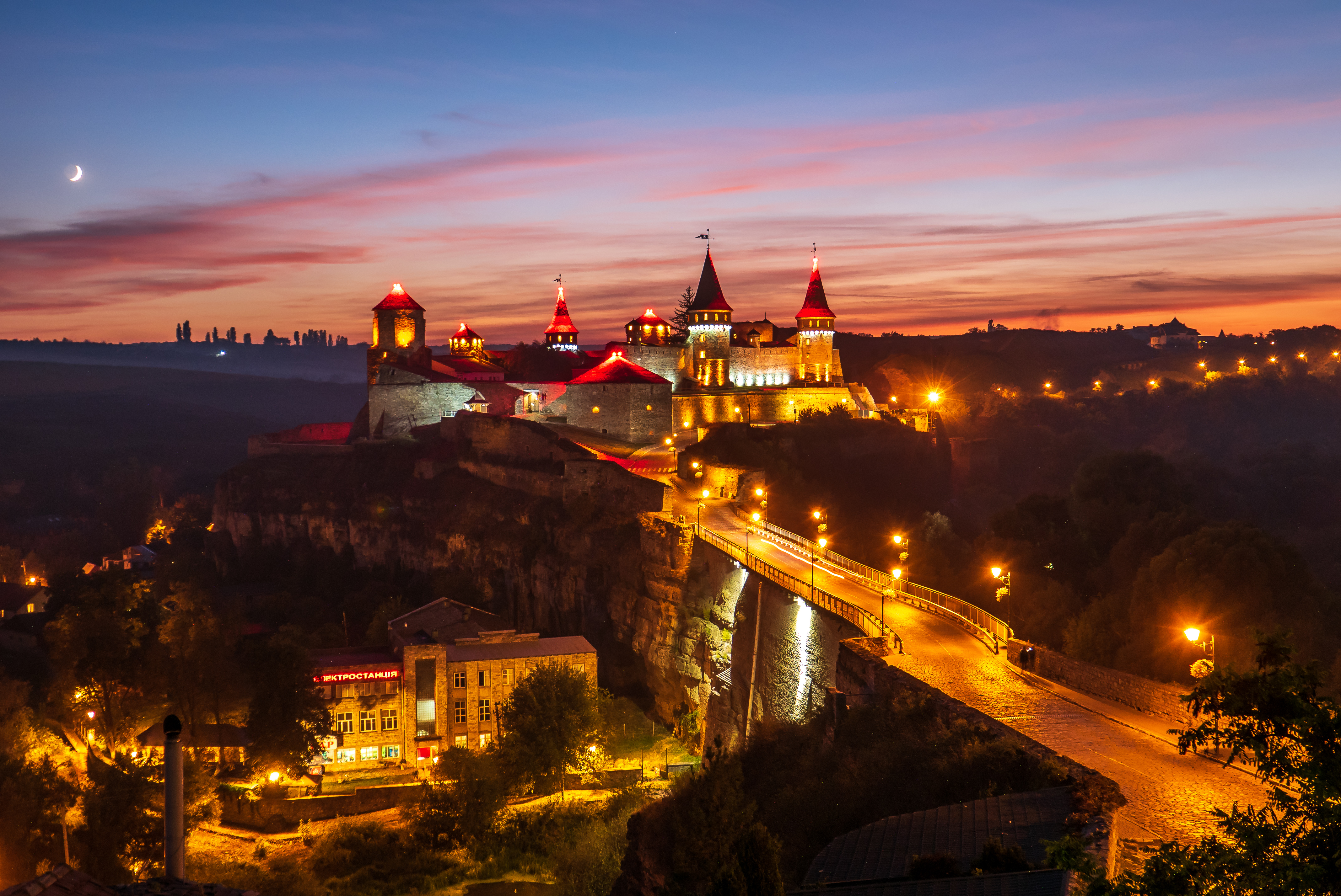 Wallpapers Night castle Kamianets-Podilskyi Khmelnytska oblast on the desktop