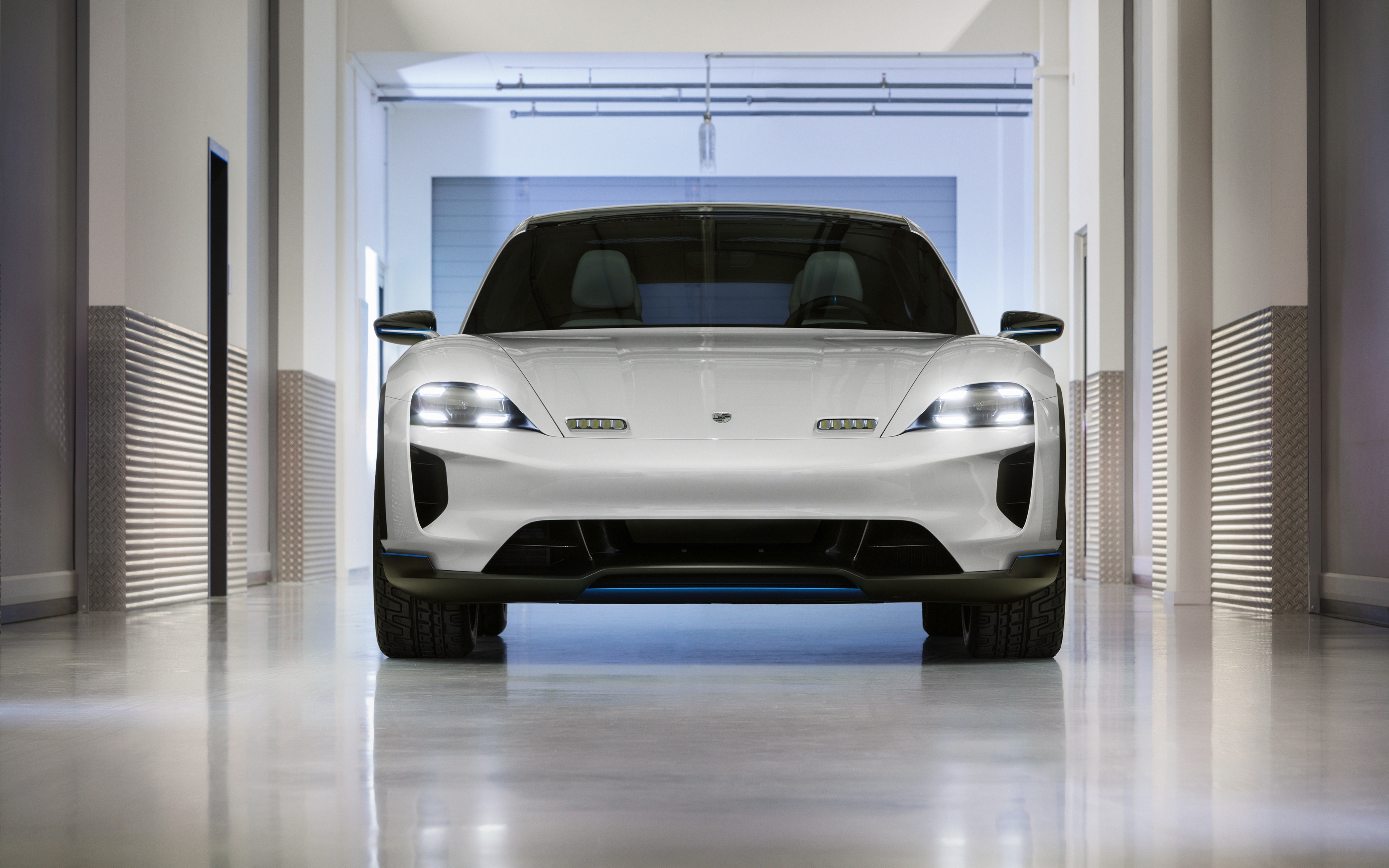 Free photo White porsche mission e cross turismo.