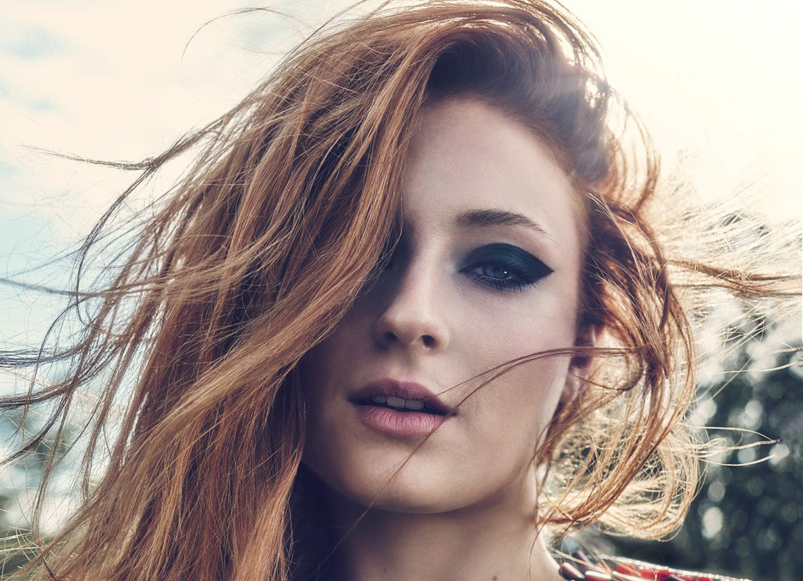 Free photo Sophie Turner in the Wind
