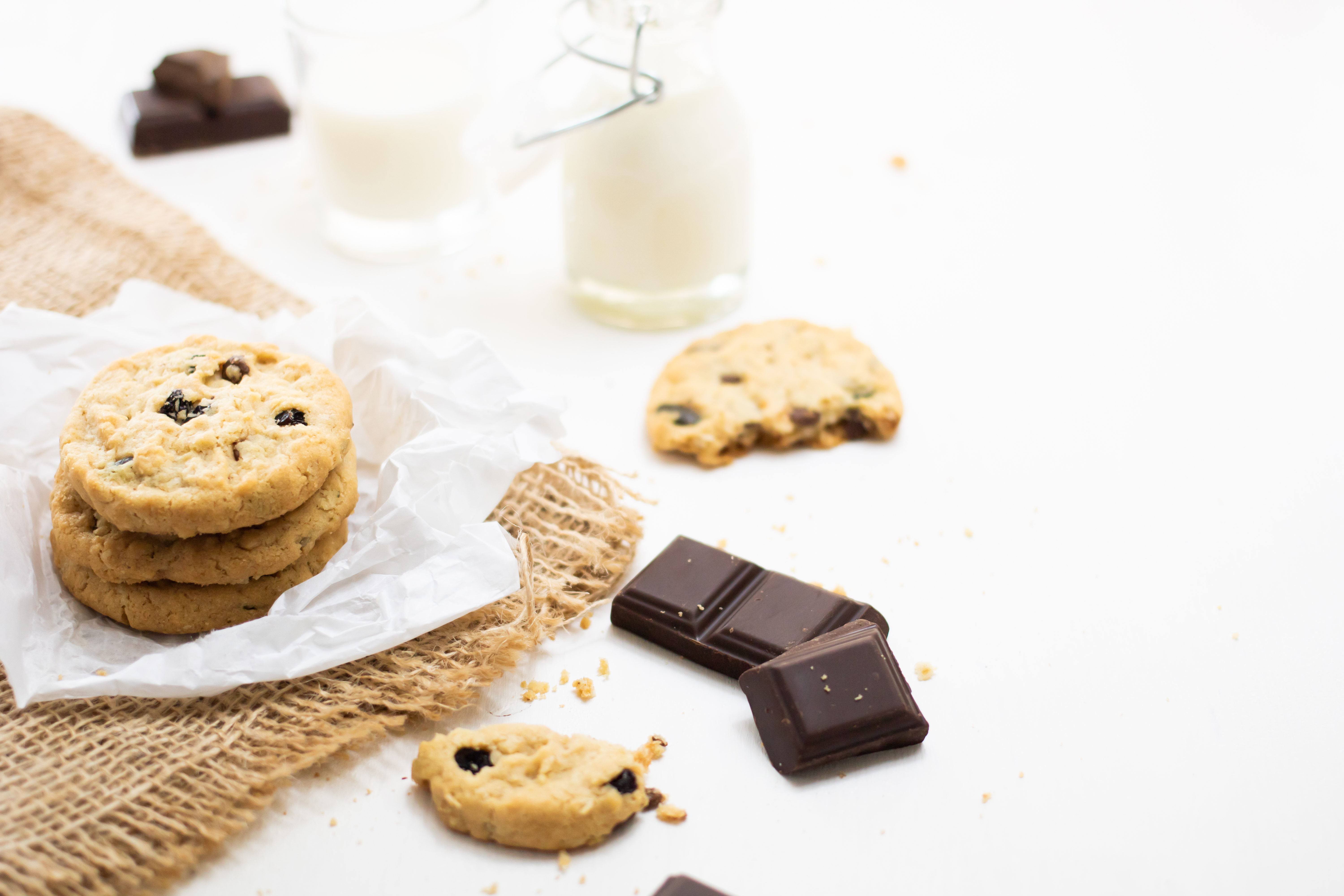 Free photo Chocolate chip cookies