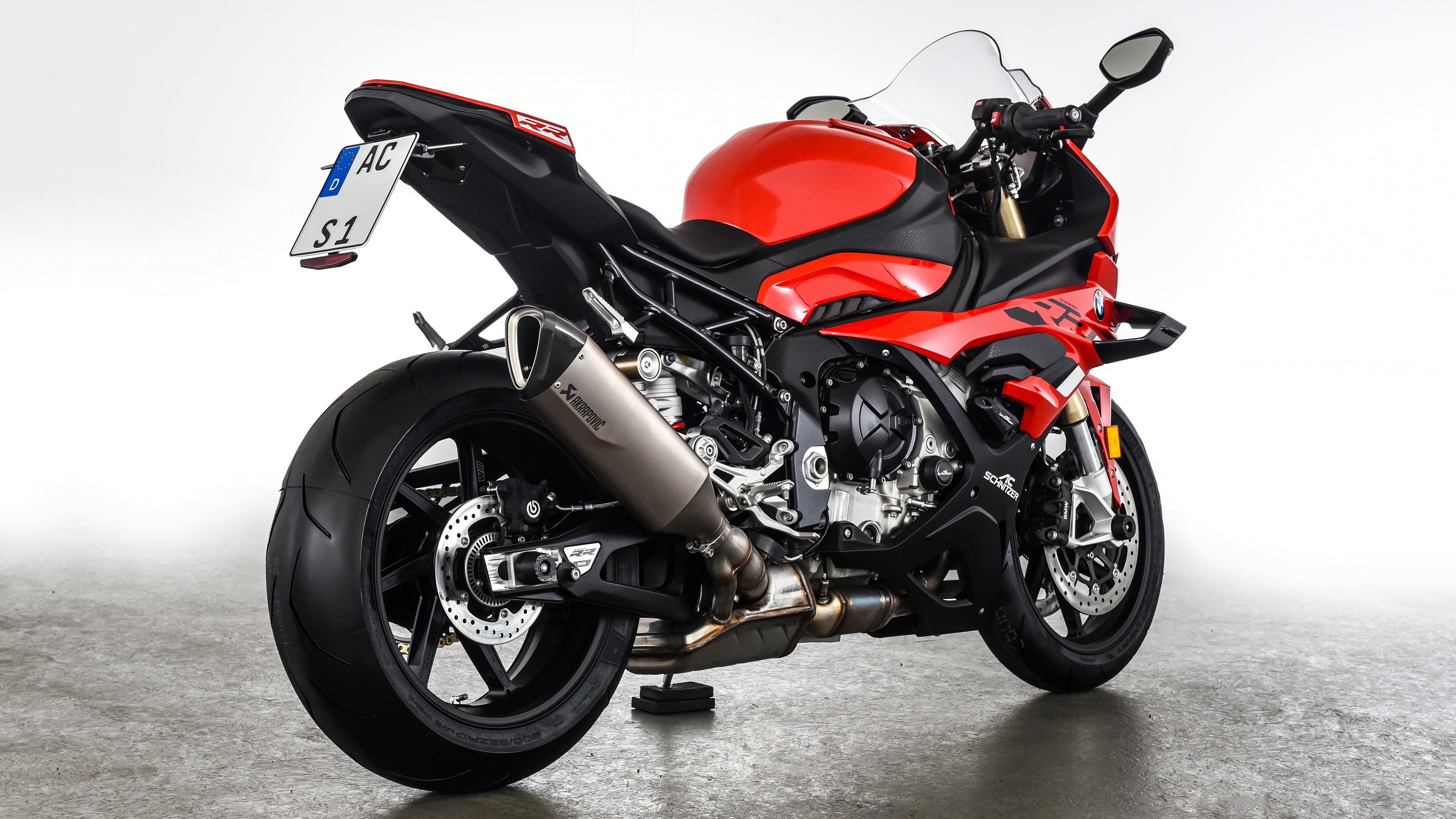 Free photo Red BMW S1000 RR motorcycle