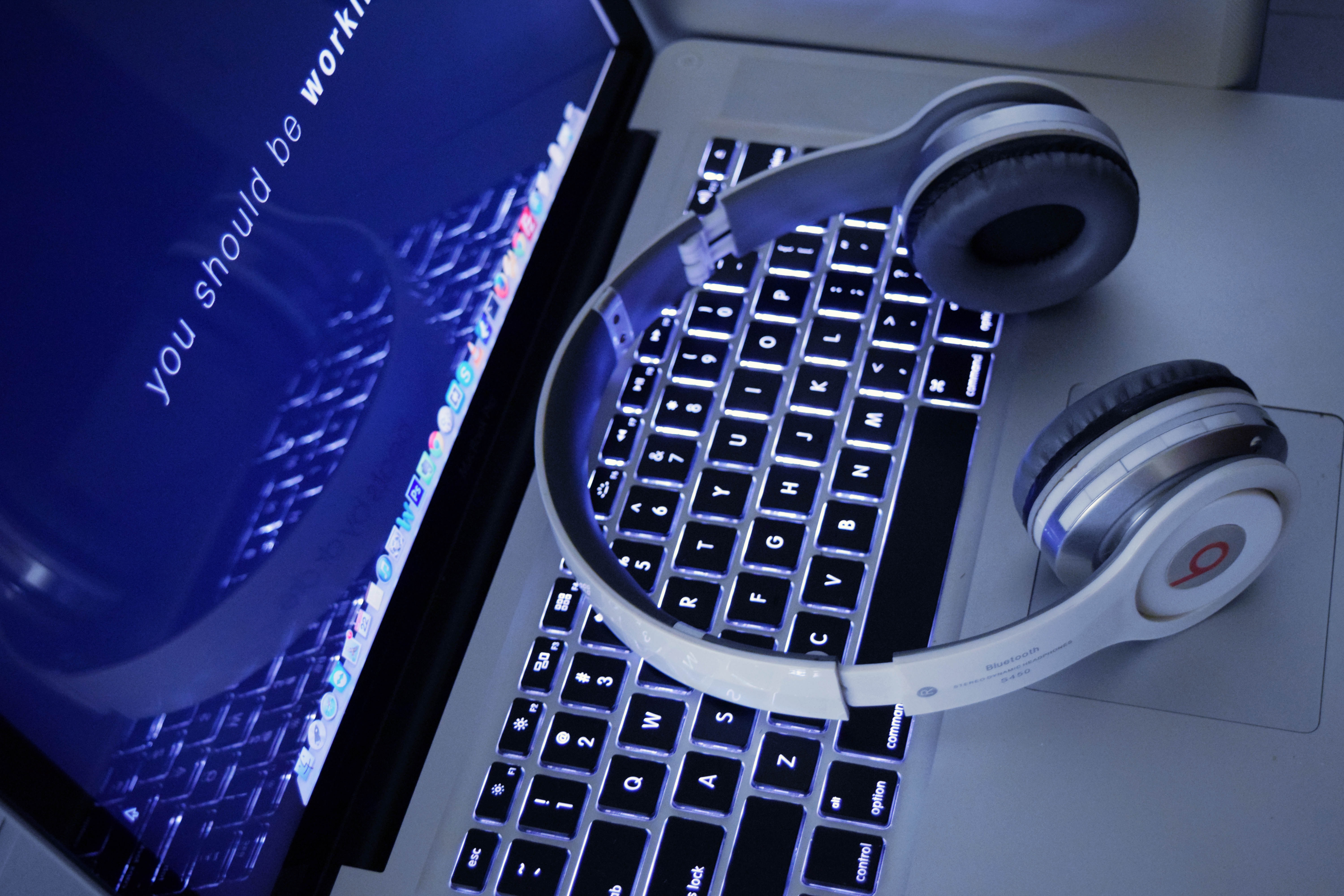 Обои компьютер творческие технологии на рабочий стол