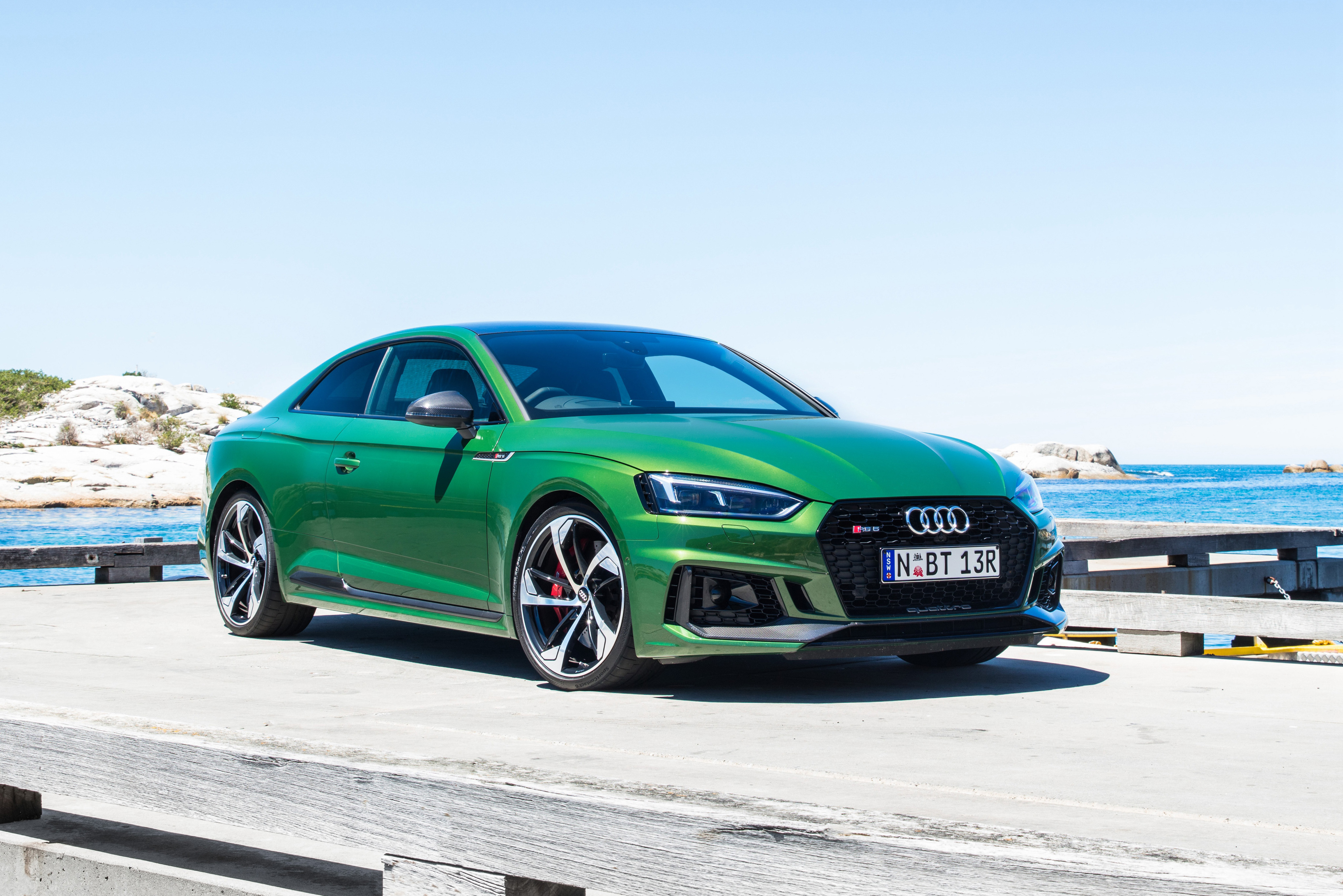 Wallpapers green car automobiles Audi on the desktop