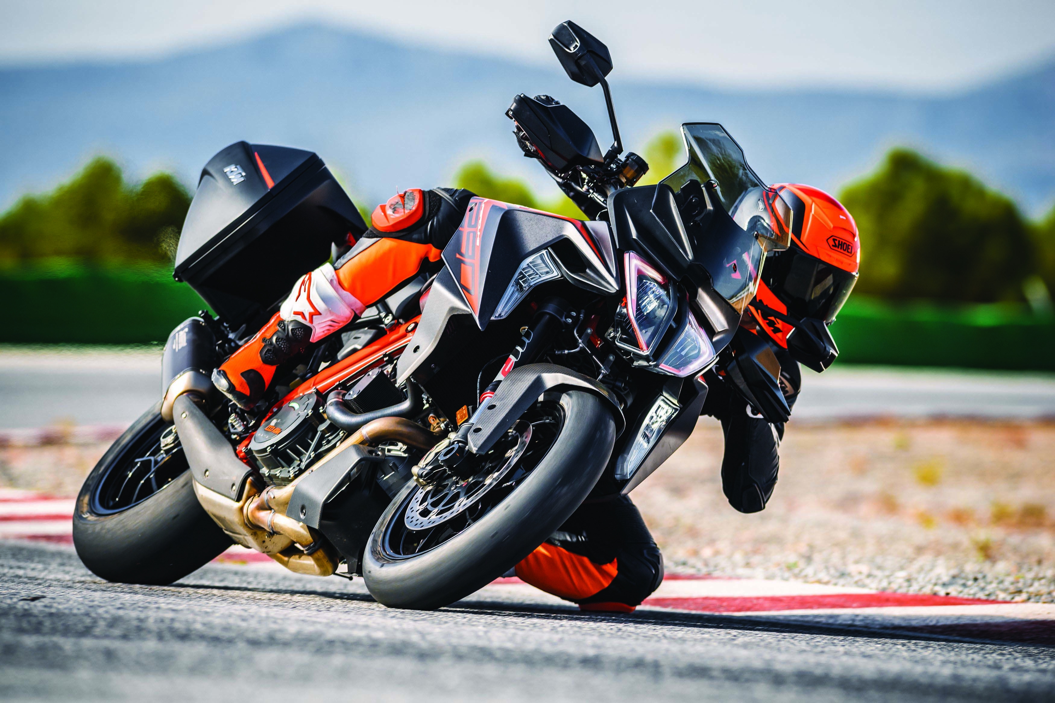 桌面上的壁纸摩托车 ktm 1290 super duke gt墙纸 赛车