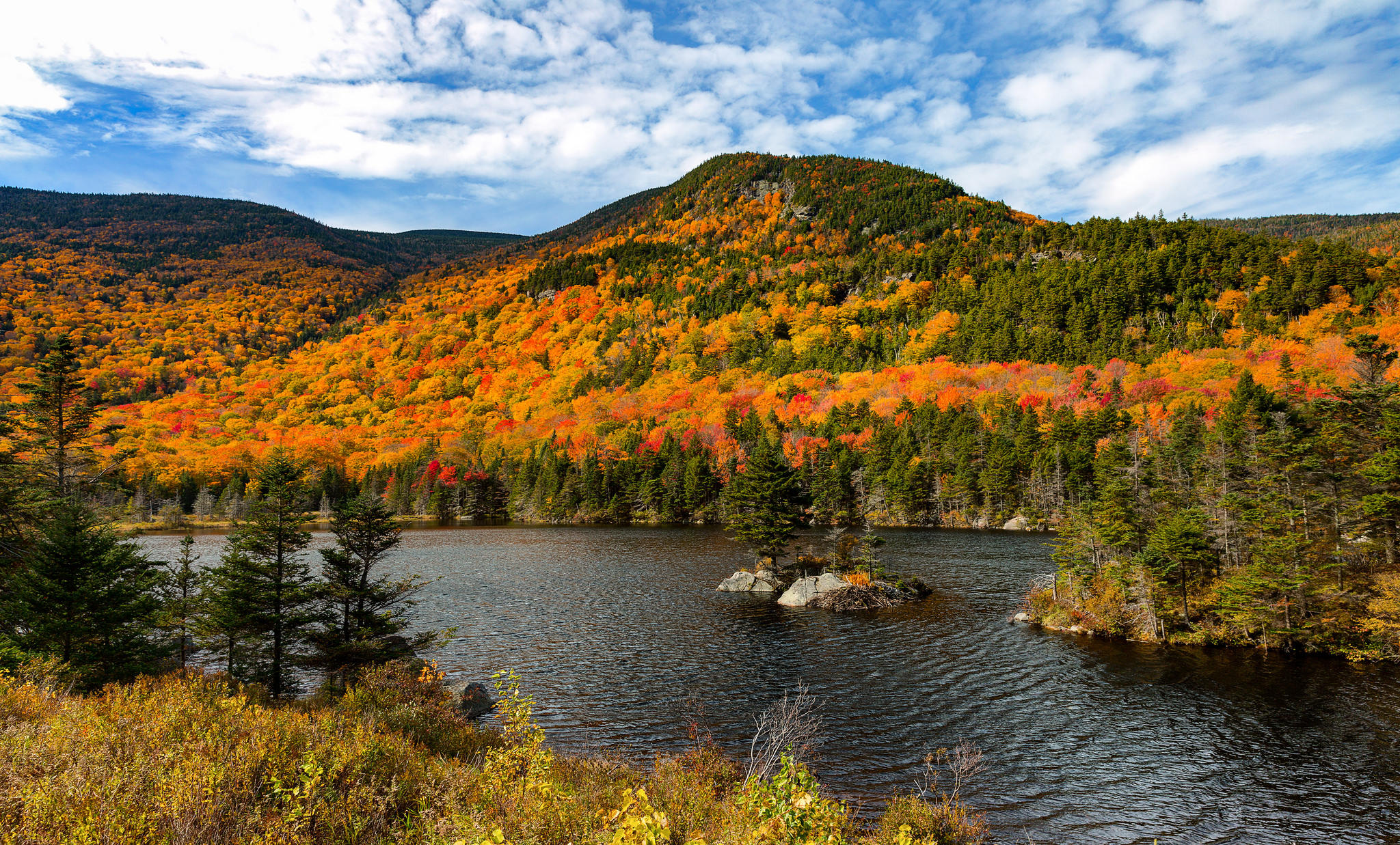 Wallpapers Beaver Pond and Kinsman Notch White Mountain National Park England on the desktop