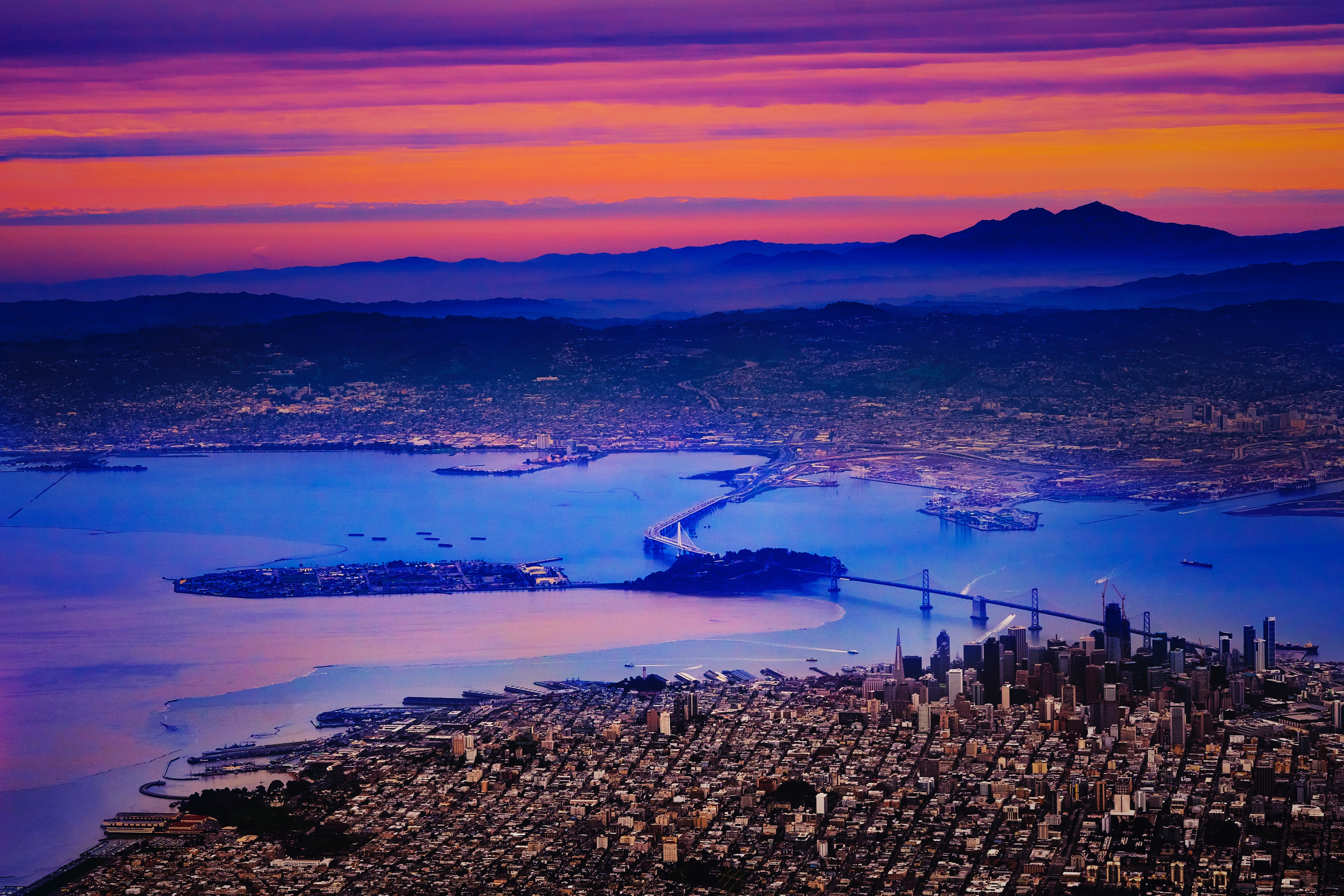 桌面上的壁纸图片 城市 日落