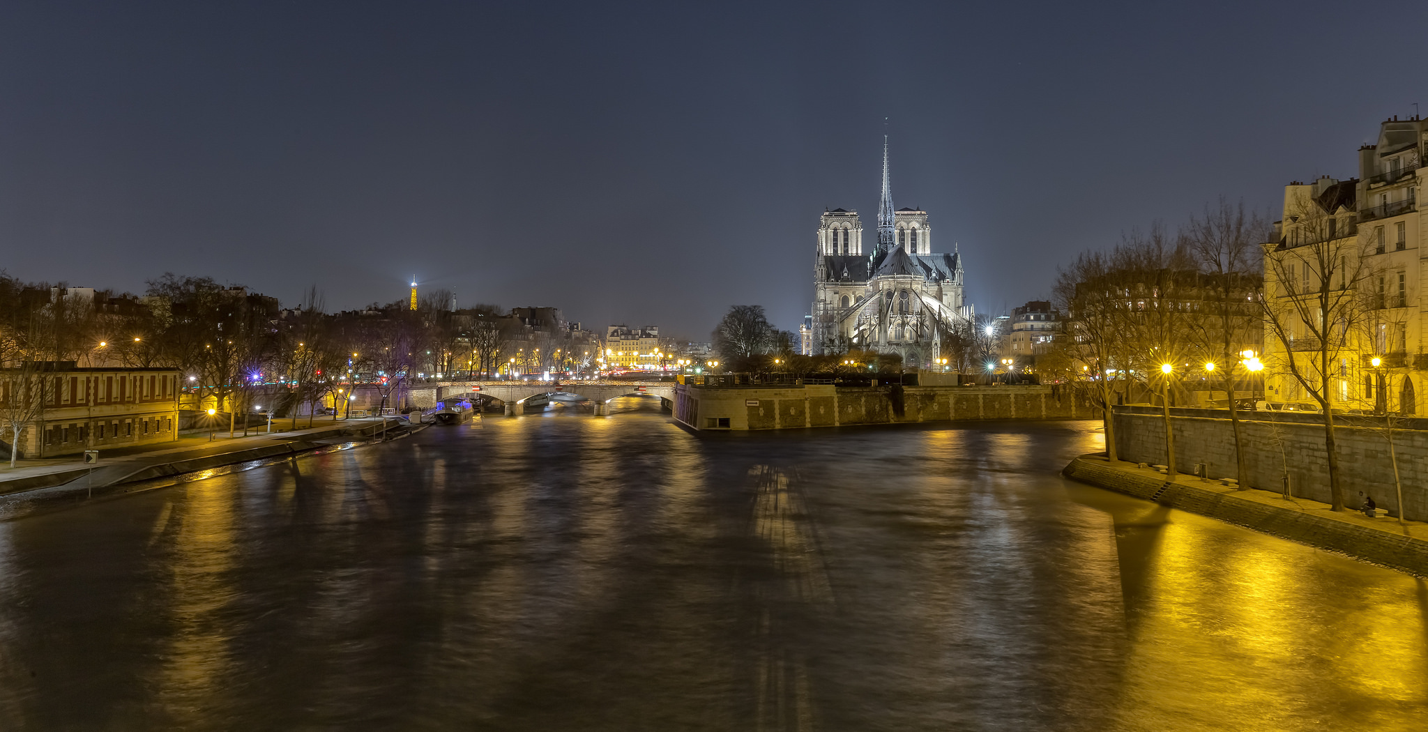 Wallpapers Notre dame cathedral wet asphalt Notre Dame de Paris on the desktop