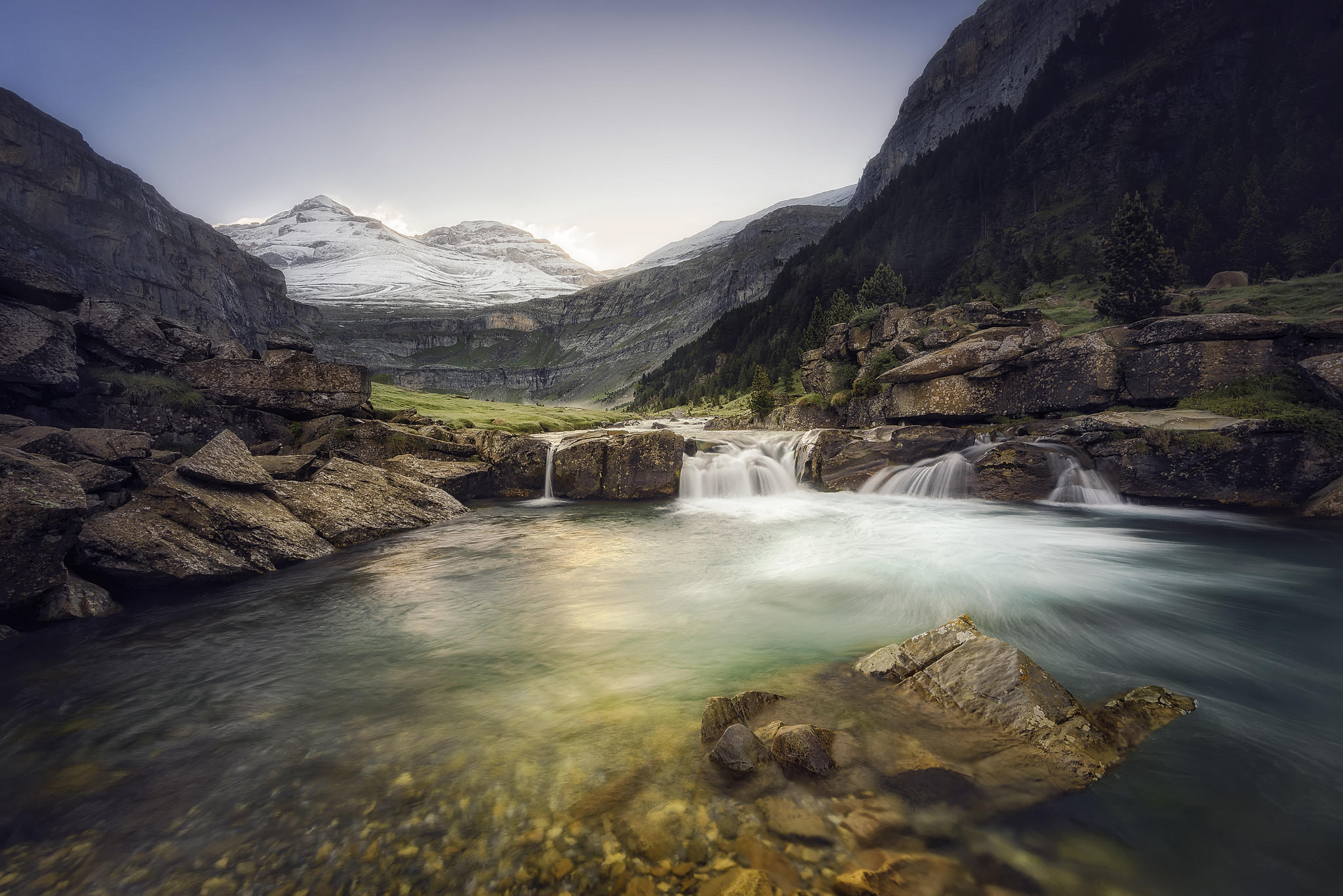 Wallpapers Sunrise Monte Perdido Ordesa National Park and Monte Perdido on the desktop