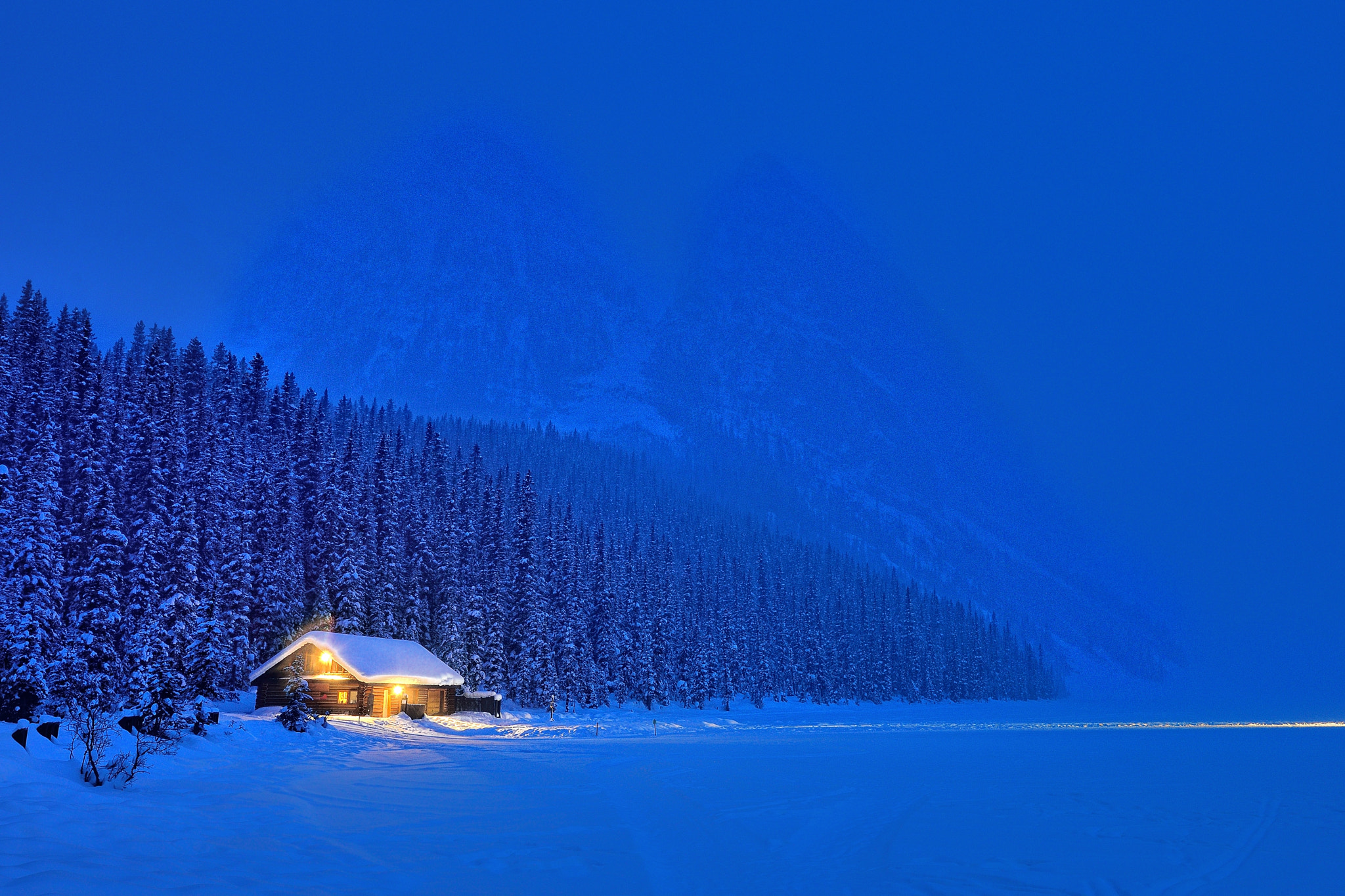 Wallpapers Lake Louise Banff National Park winter on the desktop