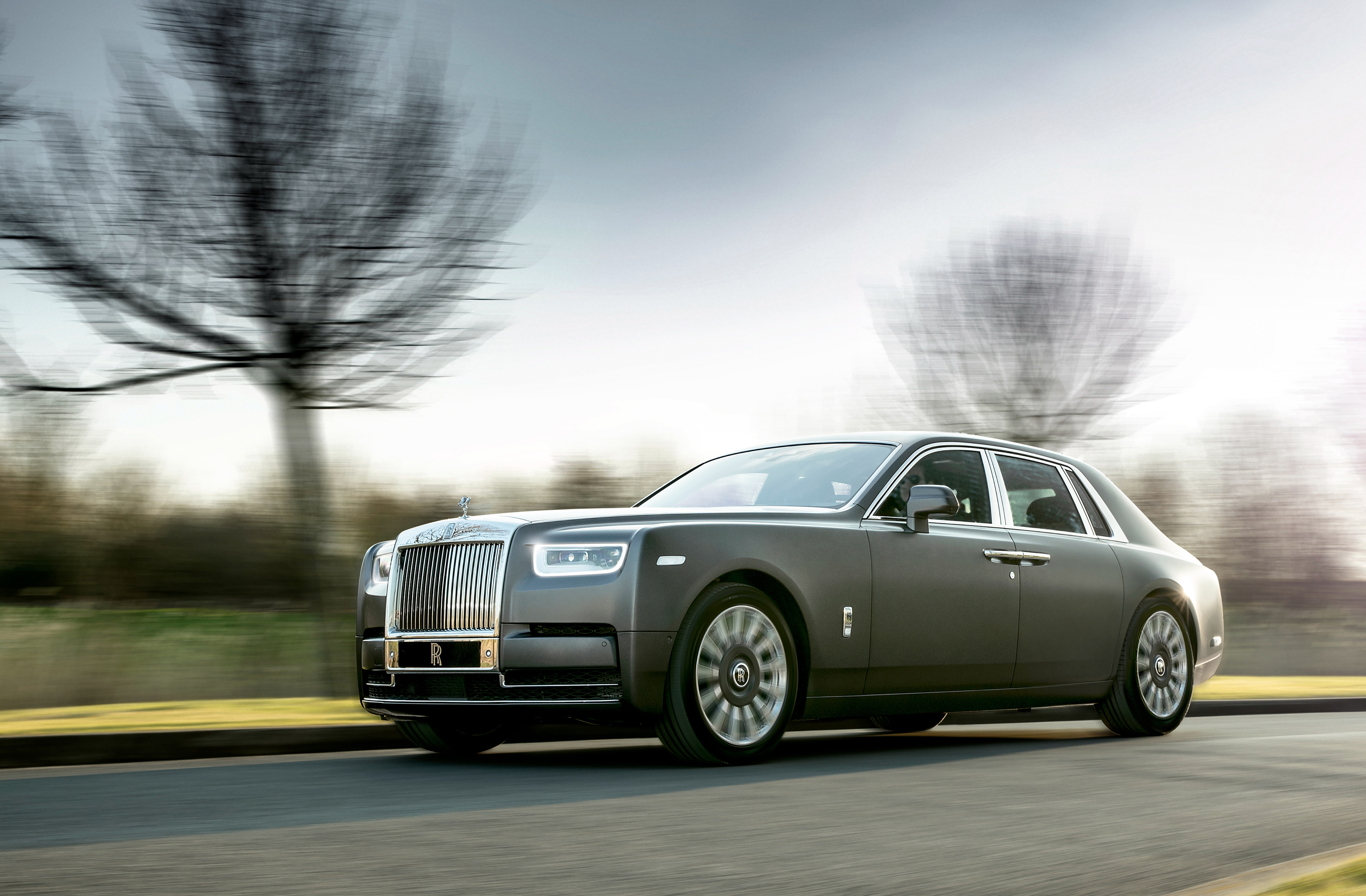 Обои Роллс Ройс автомобили 2018 года Rolls Royce Phantom на рабочий стол