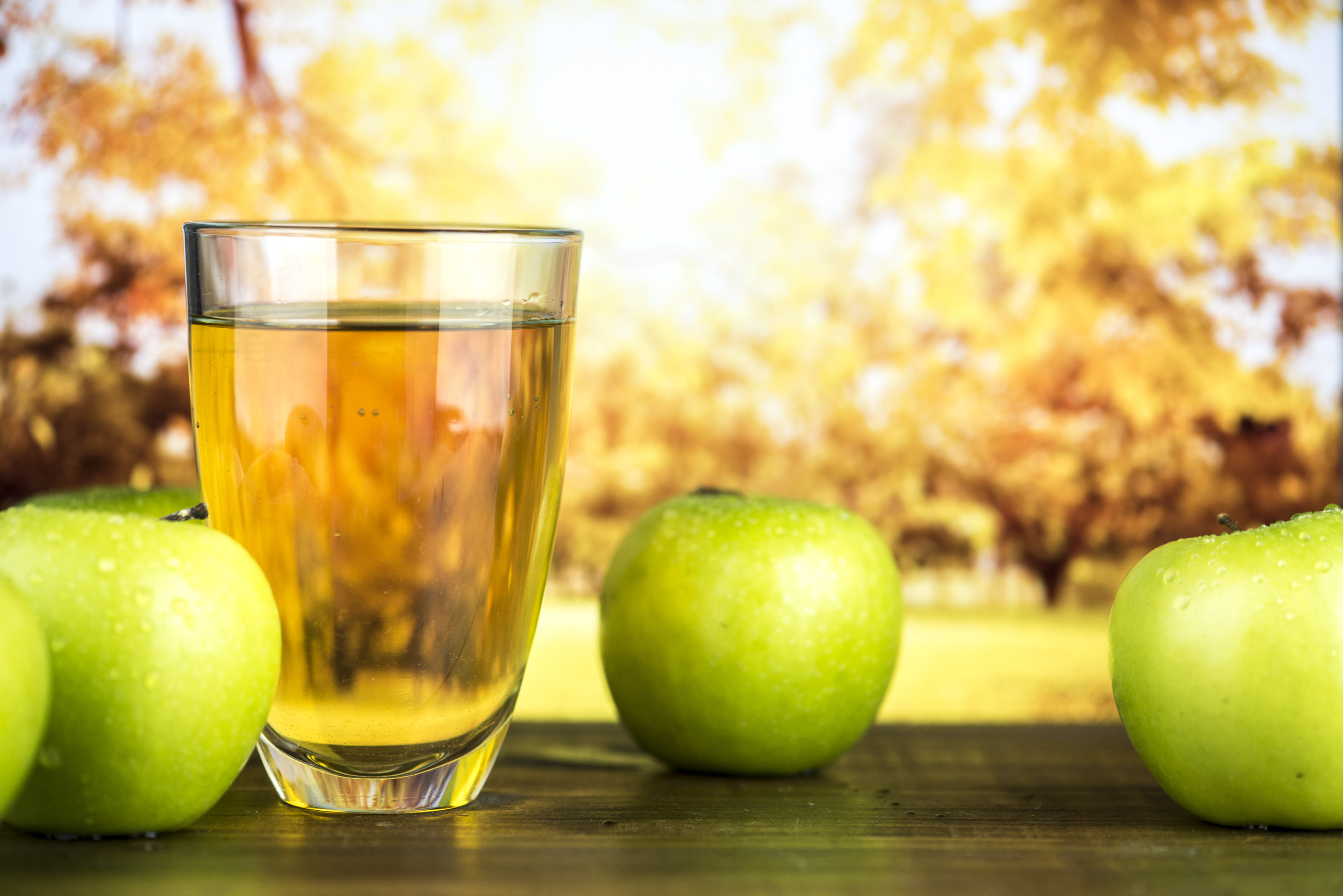 Wallpapers Apple Apple cider Apple juice on the desktop