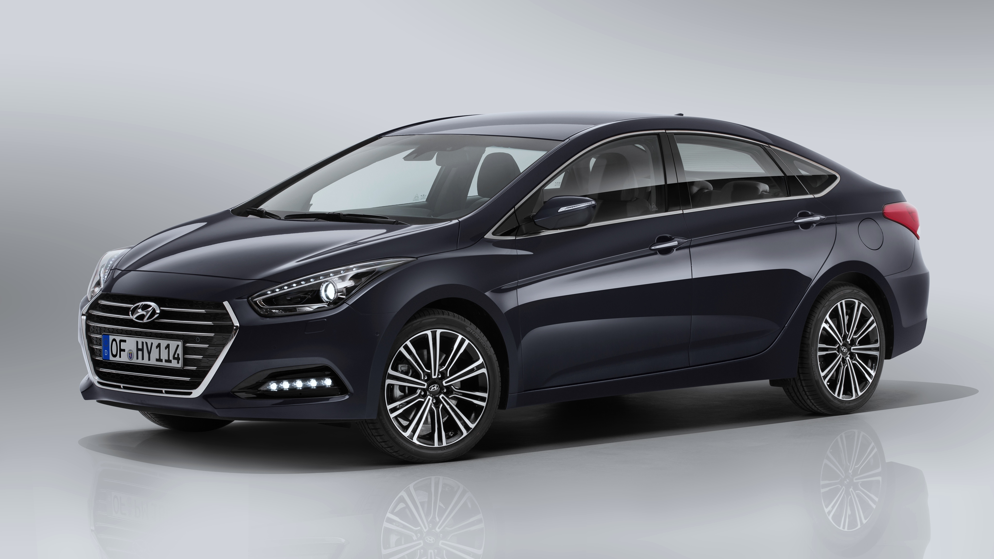 Wallpapers sedan side view hyundai i40 on the desktop