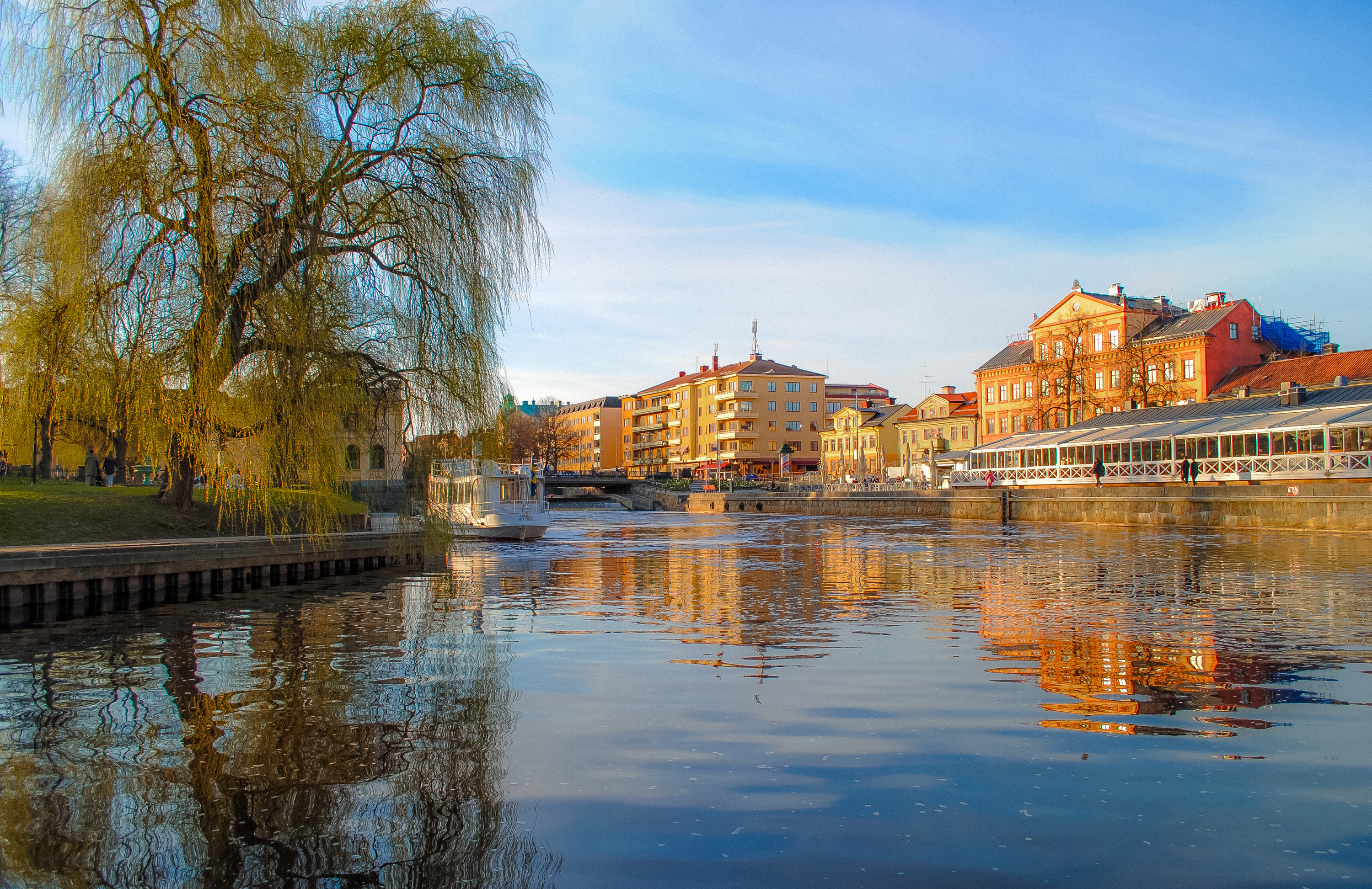 Wallpapers cities Sweden riverboat on the desktop