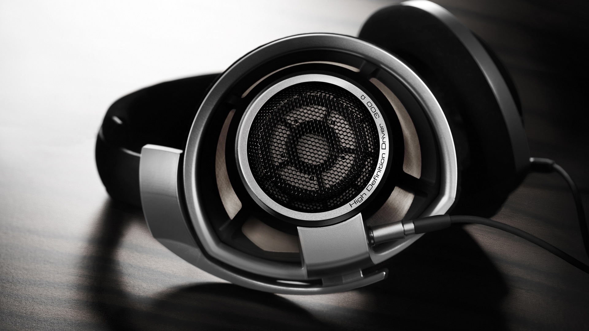 Wallpapers monochrome headphones technology on the desktop