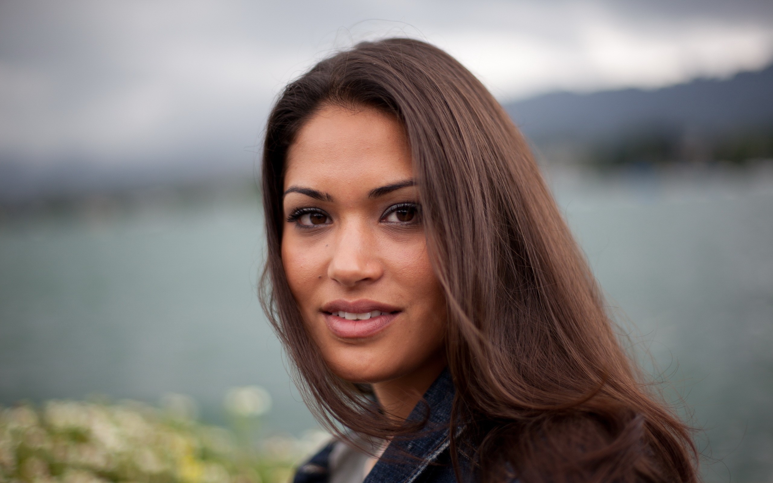 Обои лицо модель портрет на рабочий стол