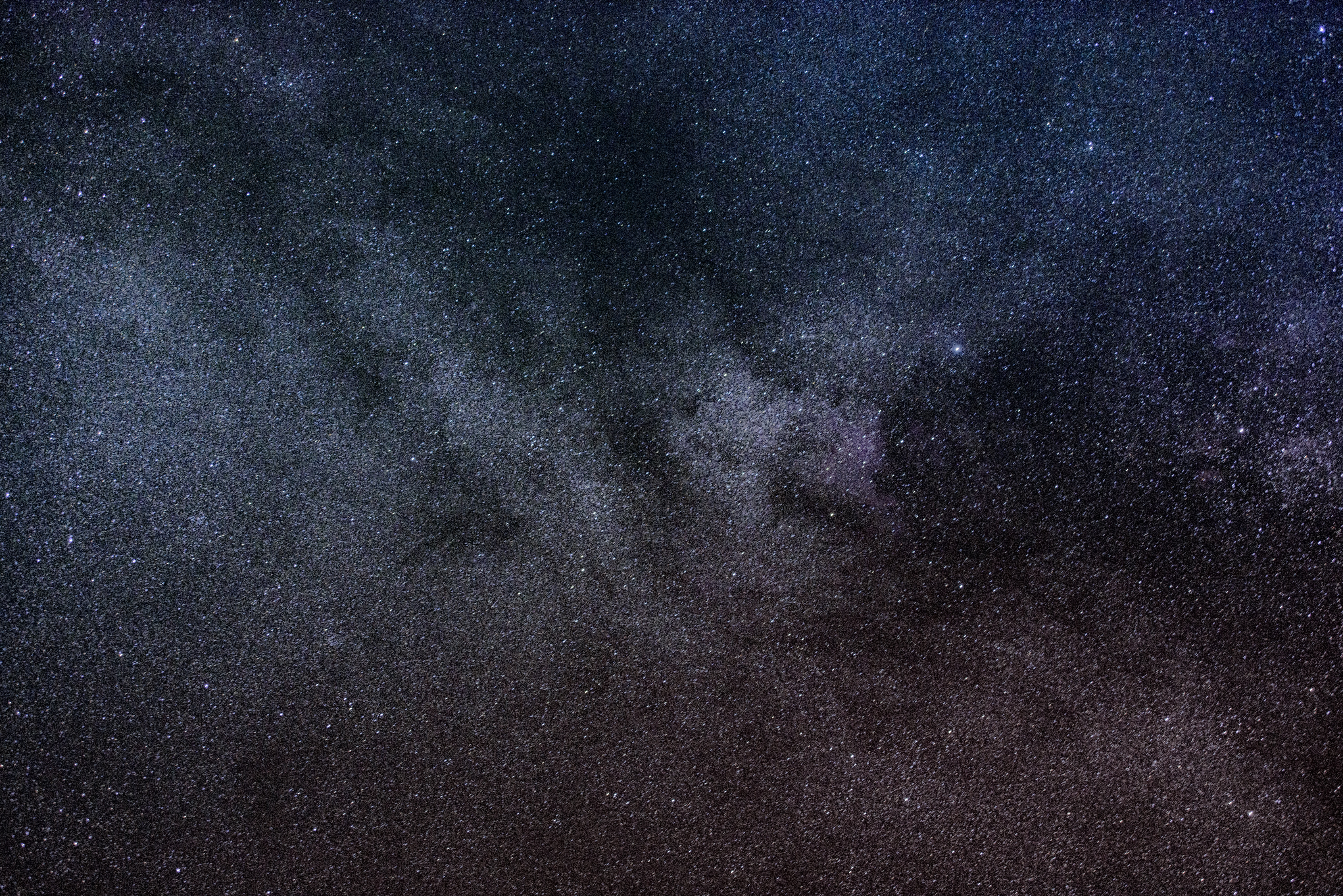 桌面上的壁纸天空 晚上 明星