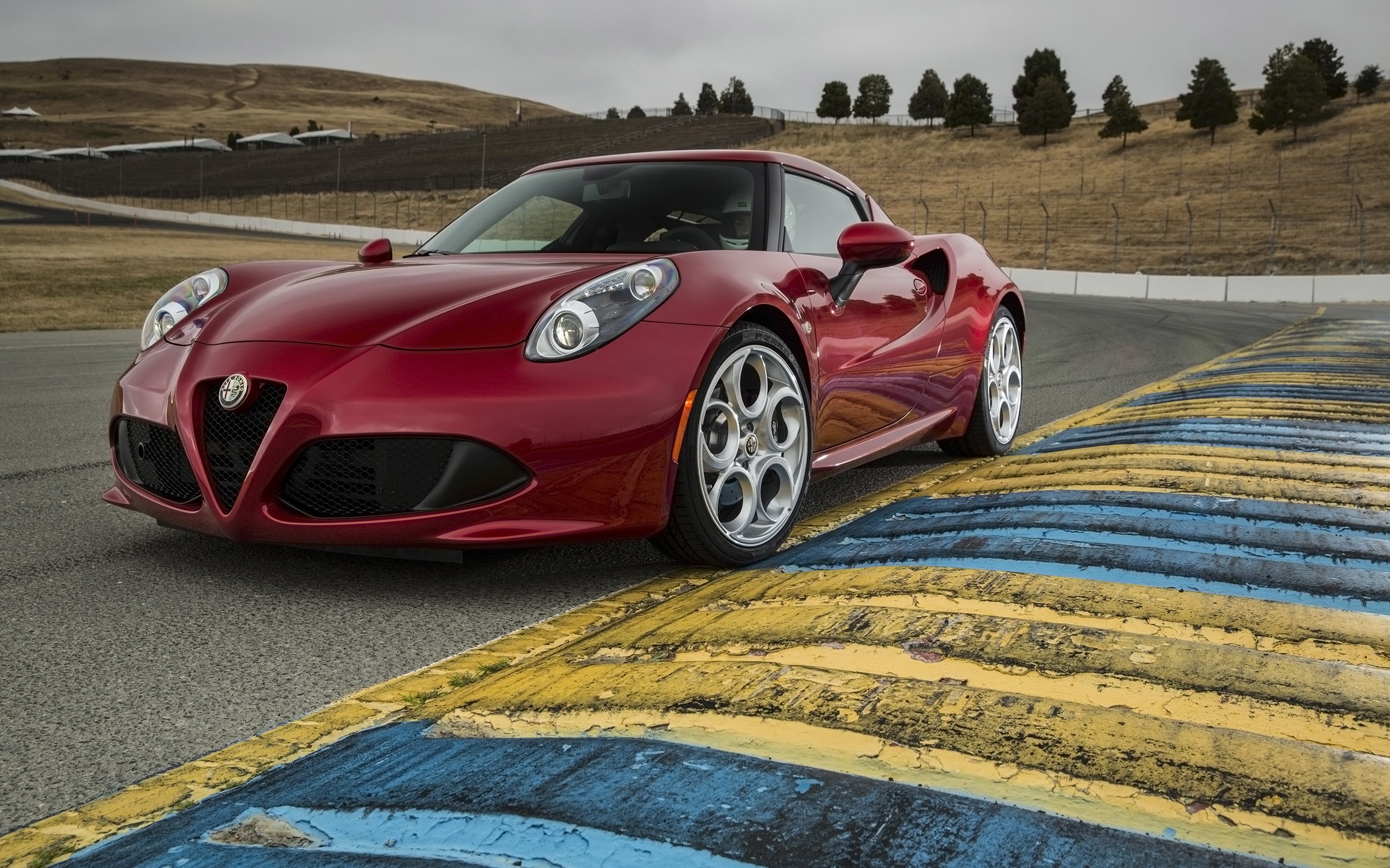 Обои alfa romeo 4c Alpha Romeo машины на рабочий стол