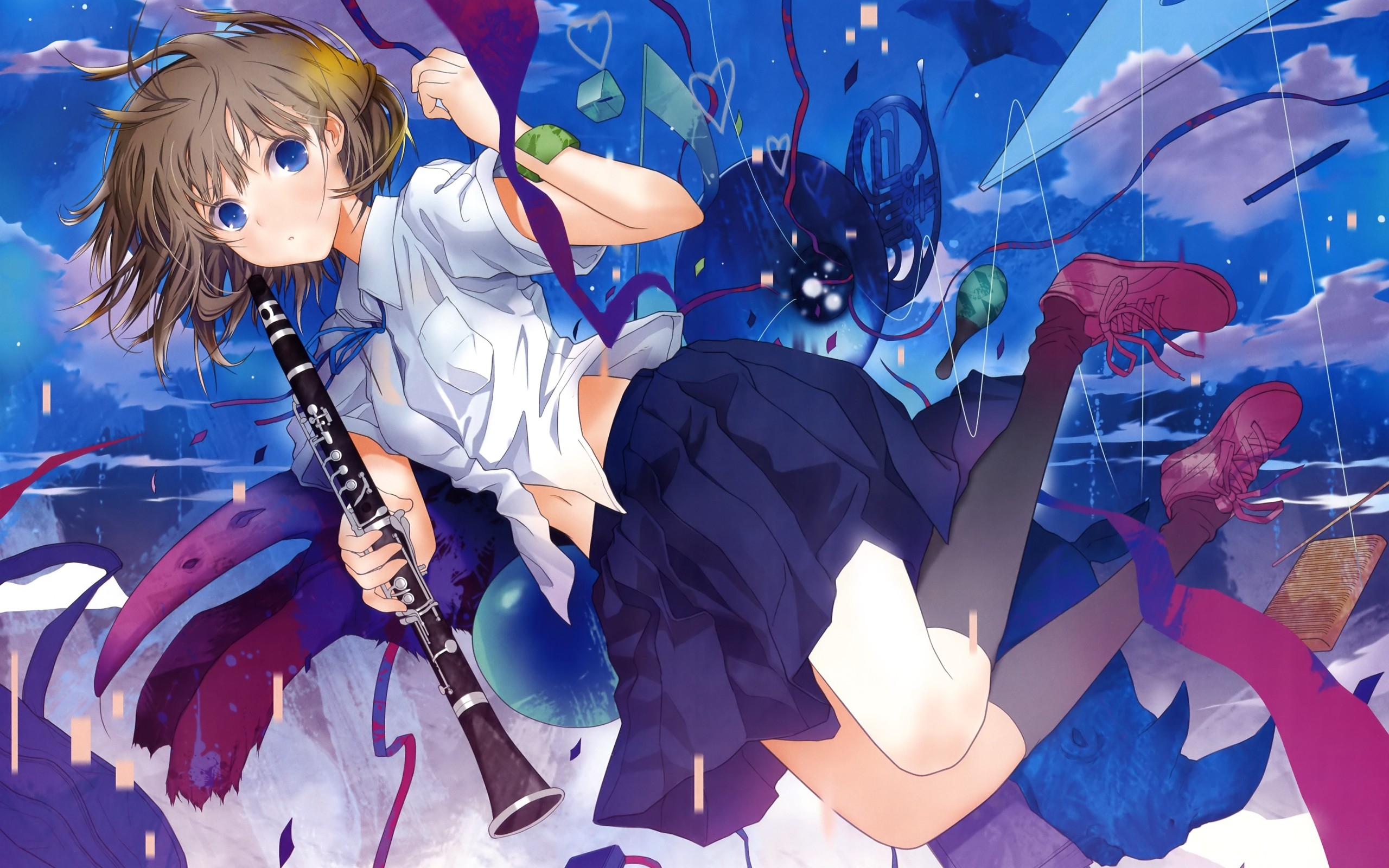 Обои девушка брюнетка флейта на рабочий стол