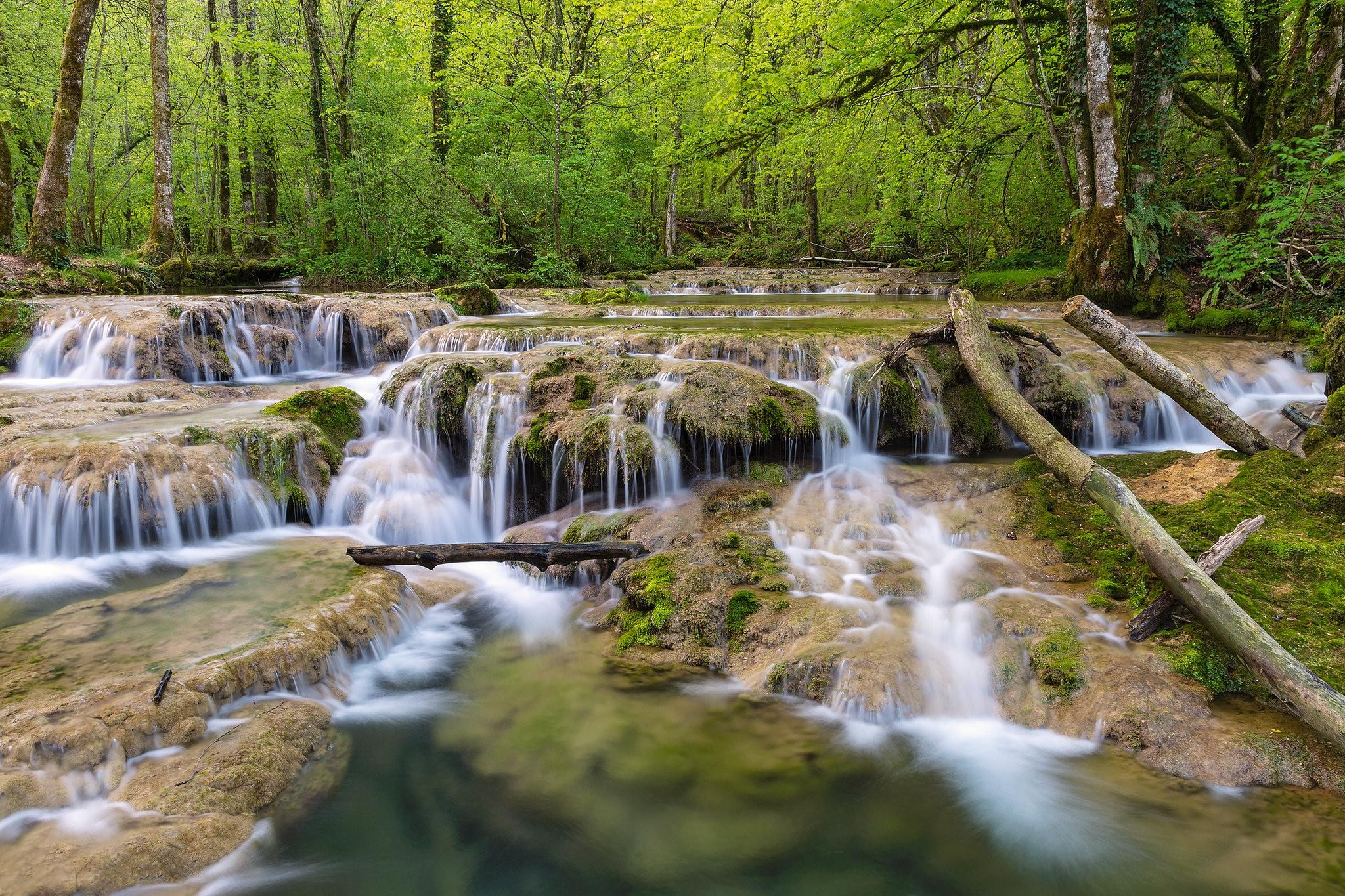 Wallpapers Cascades de Tufs France waterfall on the desktop