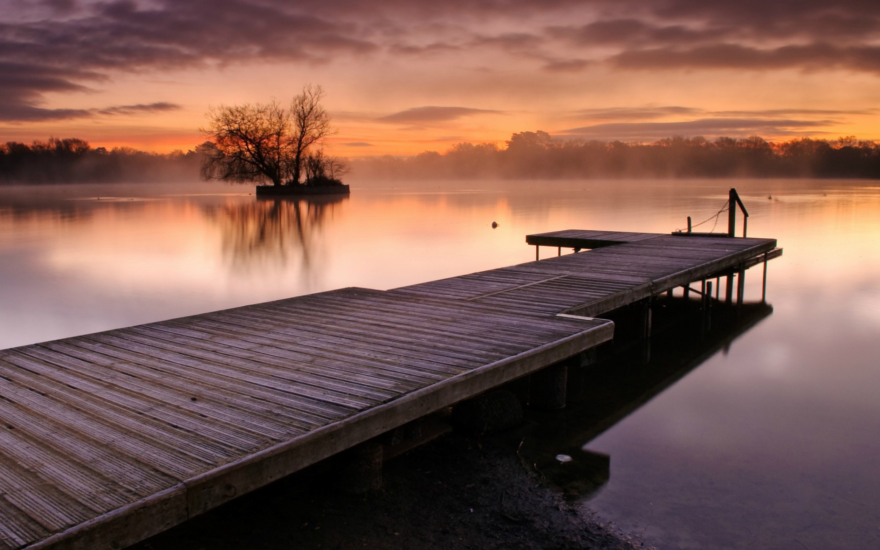 Free photo Pier at sunset