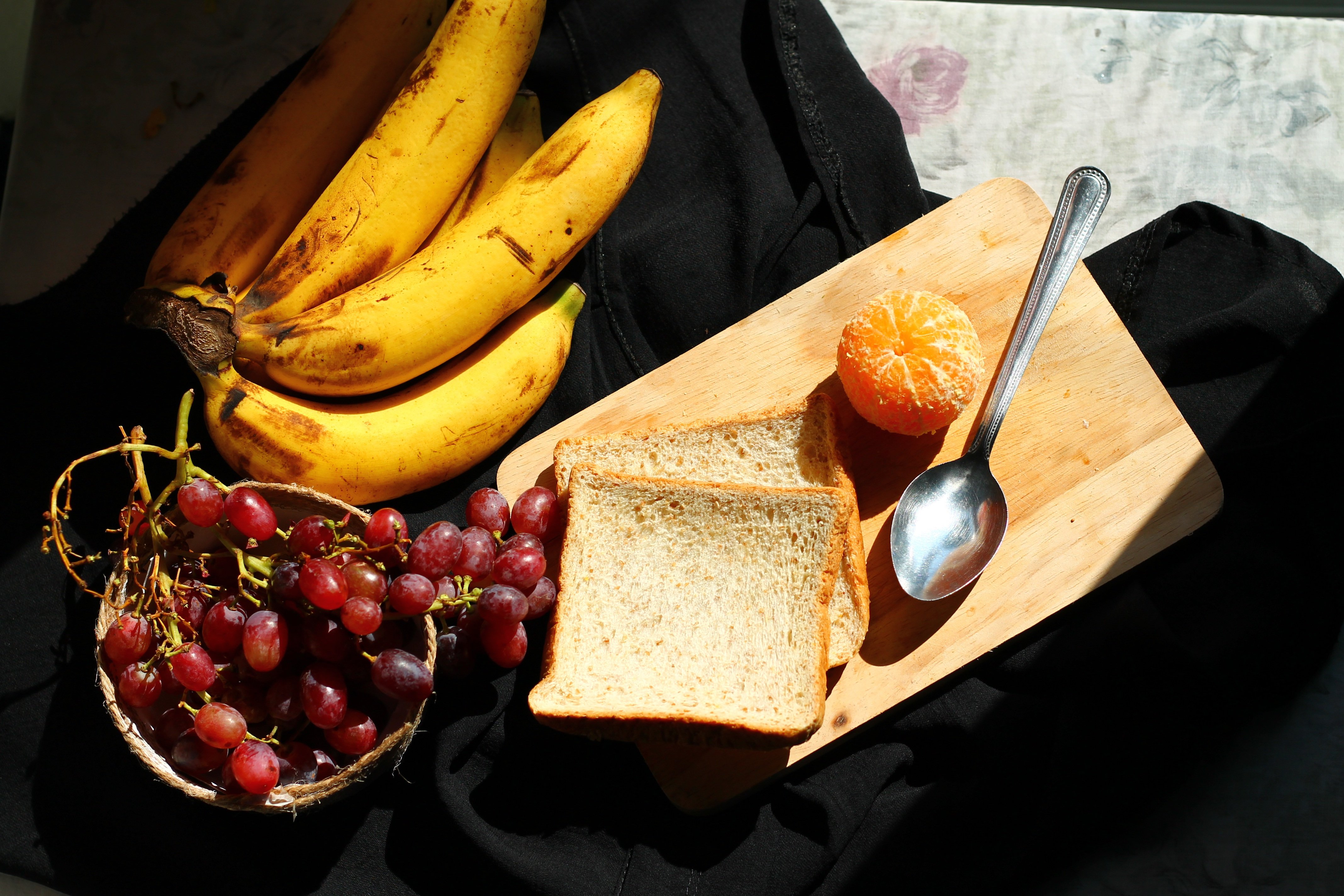 Wallpapers food mandarine bread on the desktop