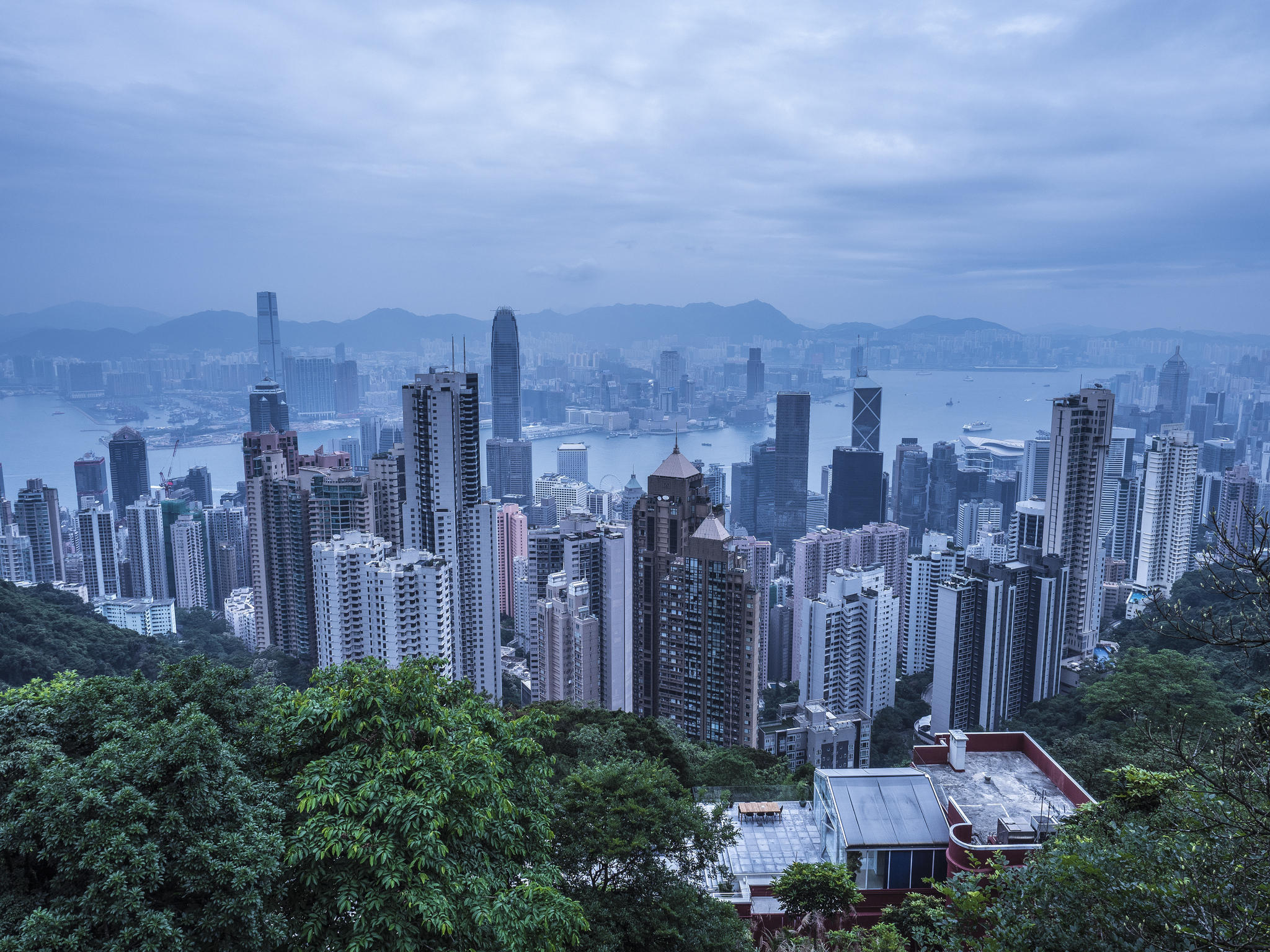 Wallpapers hong kong high-rise sea on the desktop