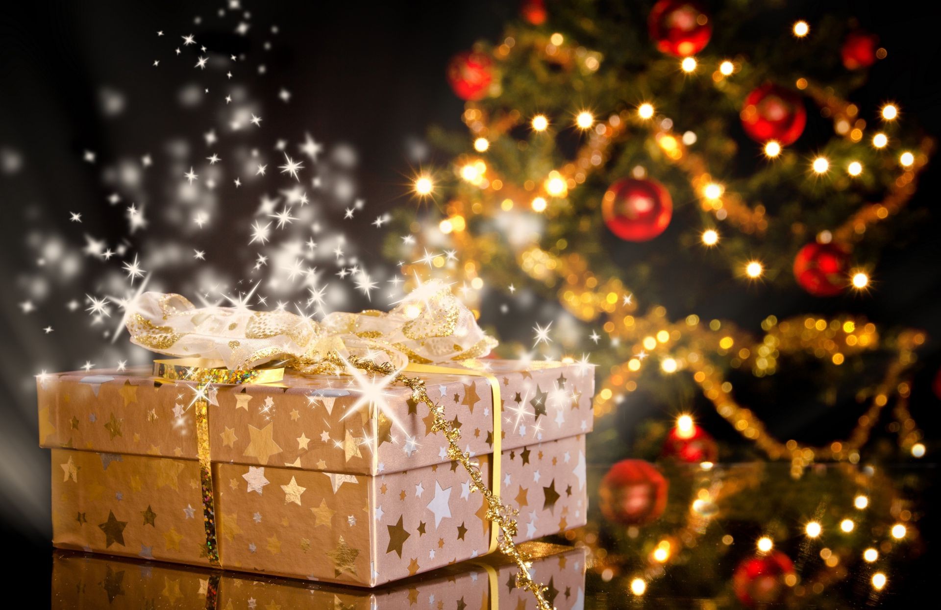 Бесплатное фото Подарок на новый 2025 год