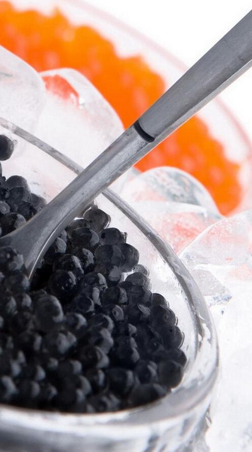 Бесплатное фото Банка с черной икрой