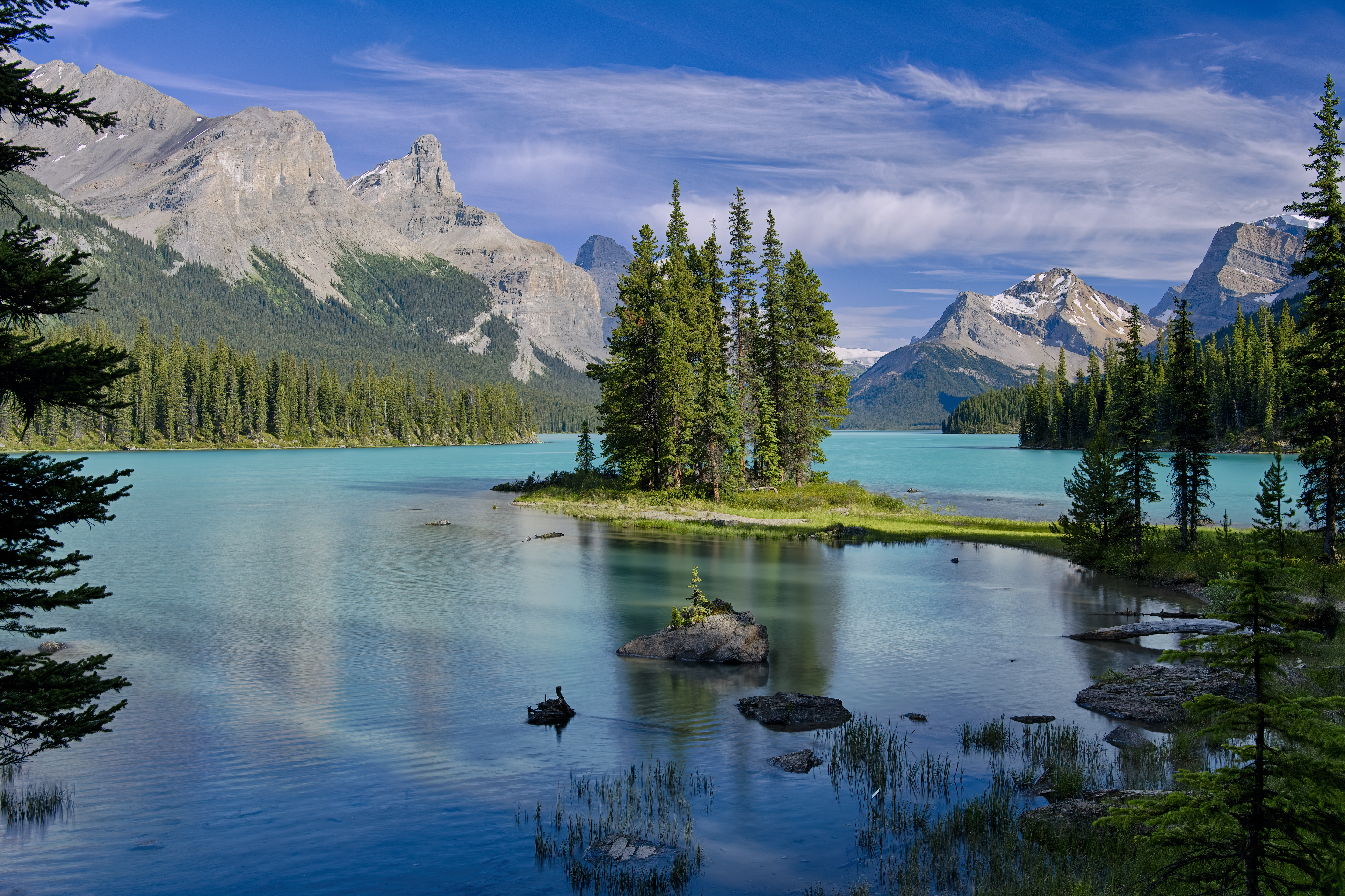 Wallpapers Island spirit Maligne Lake Jasper national Park on the desktop