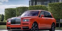 Rolls-royce cullinan оранжевого цвета