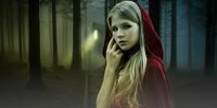 Красная шапочка в мрачном лесу