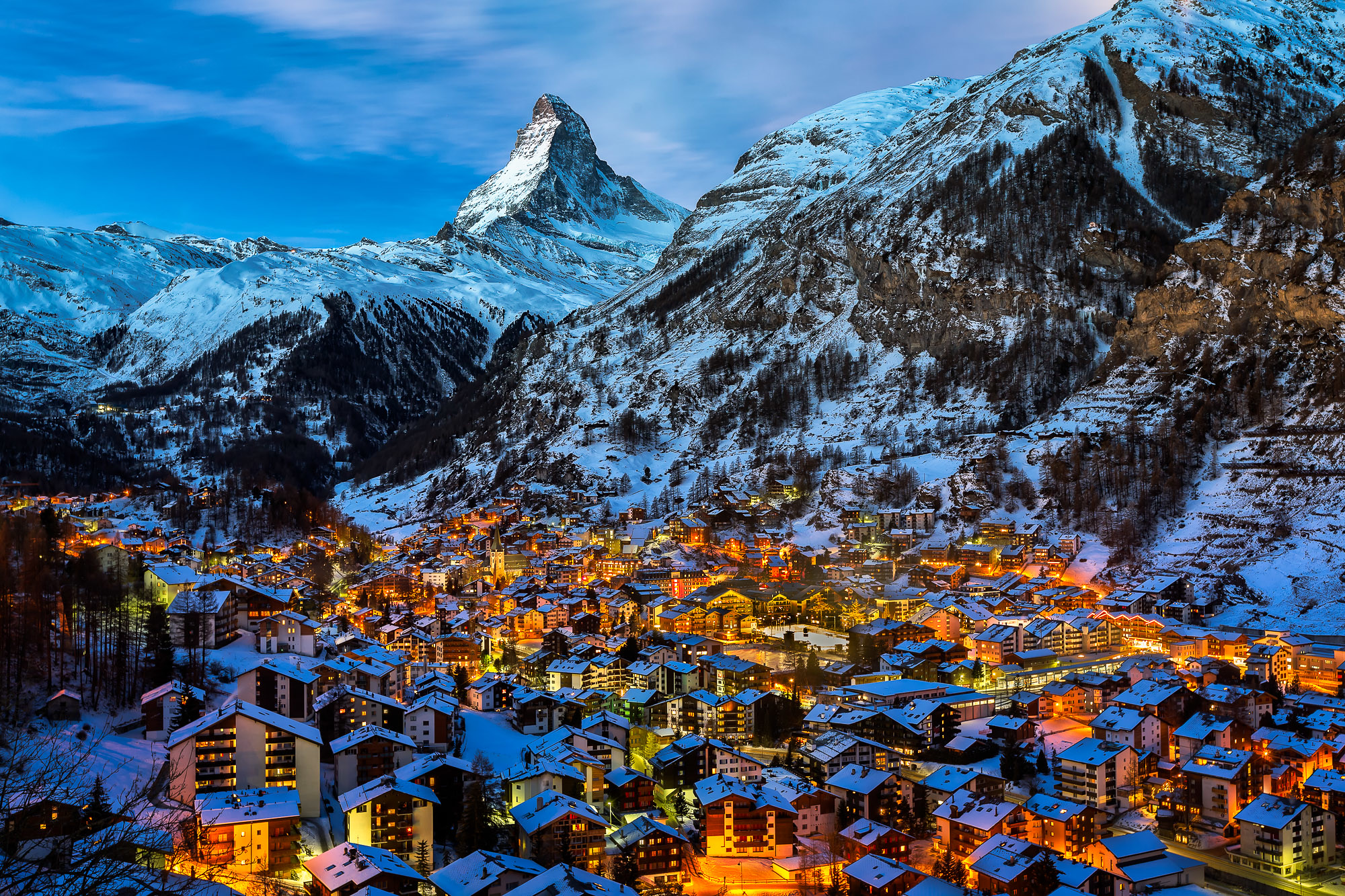 Free photo Aerial view on Zermatt valley and Matterhorn peak at dawn, Switzerland