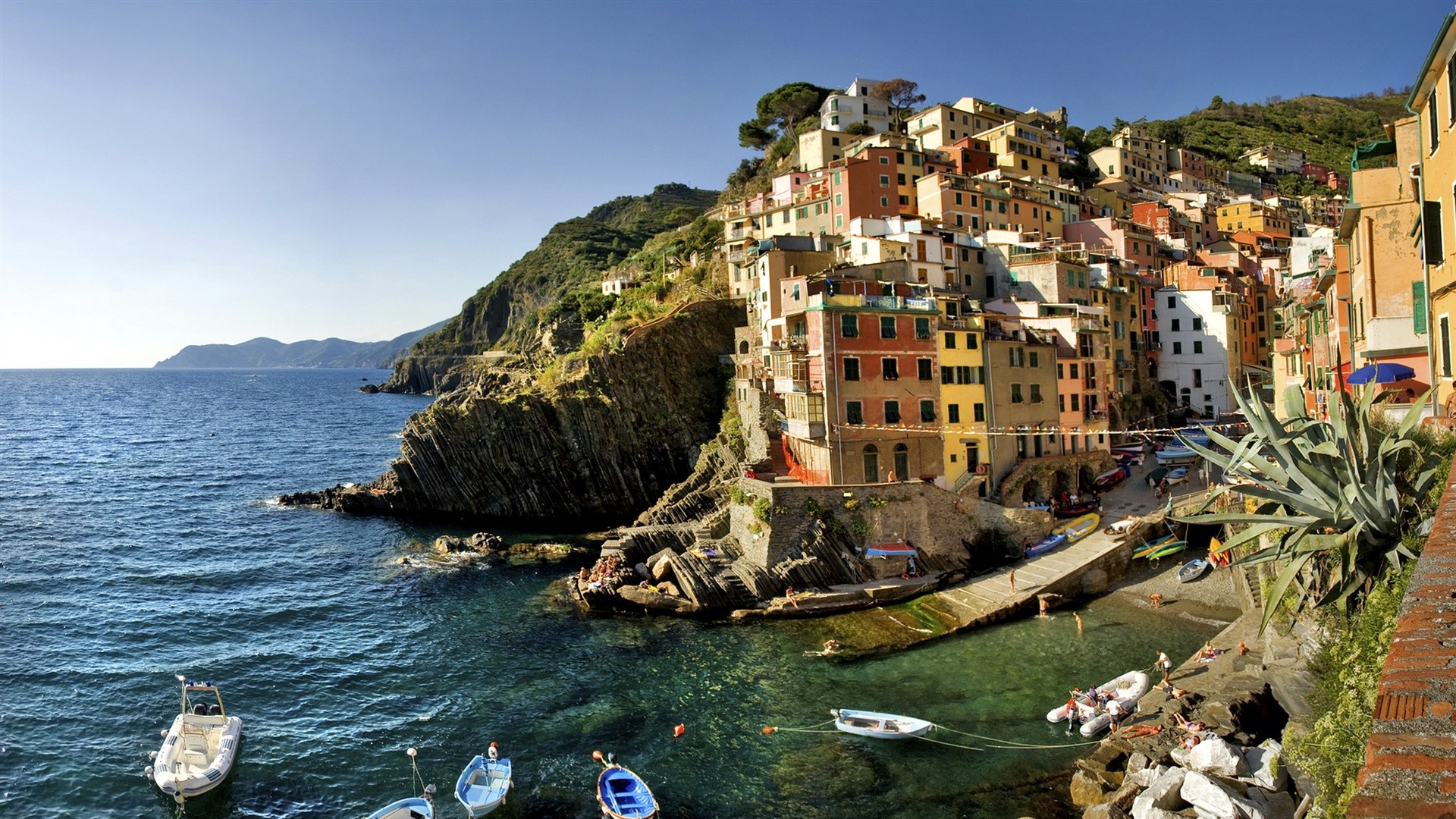 Italian town by the water